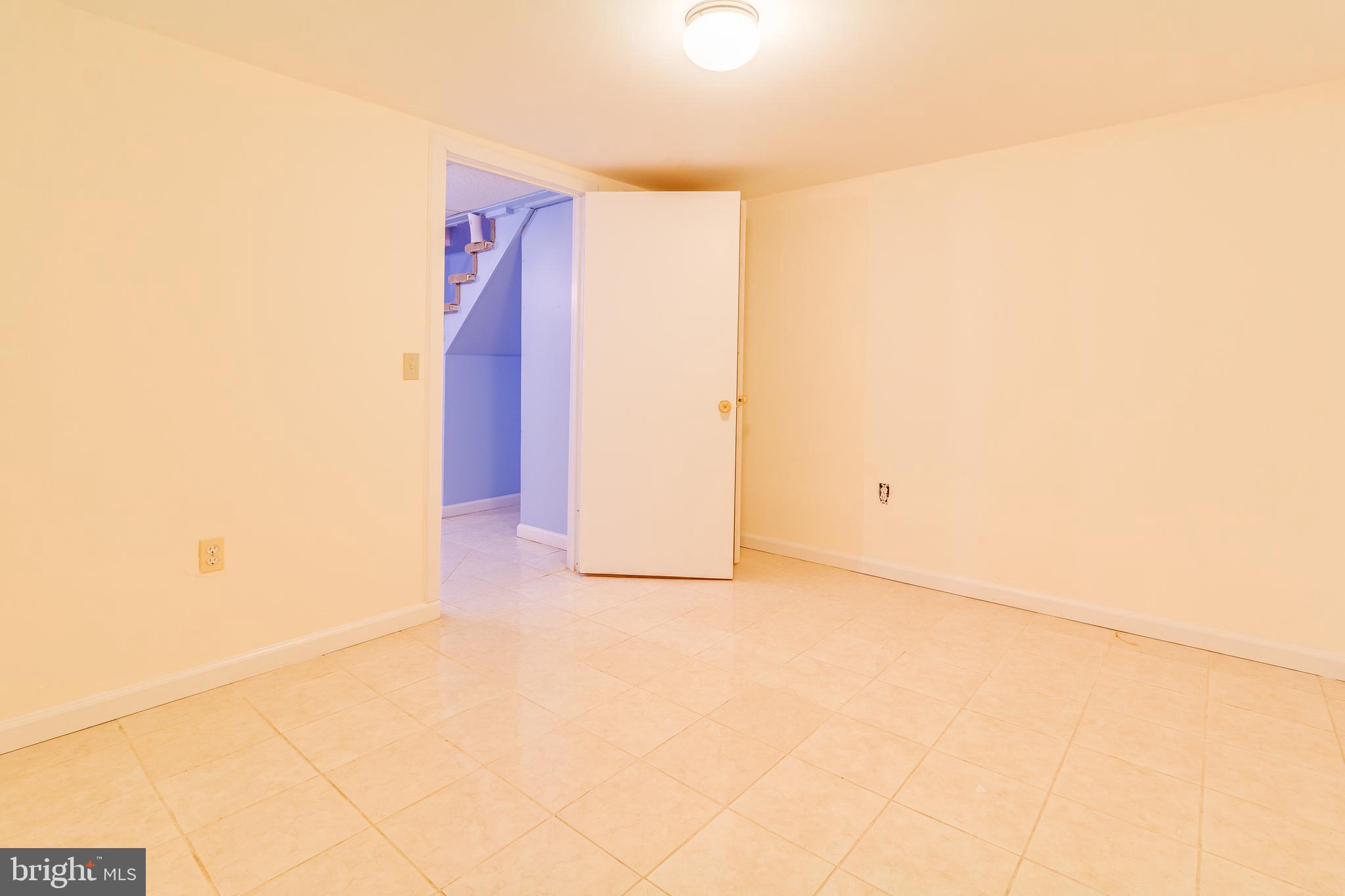 MARYLAND PLACE - Residential