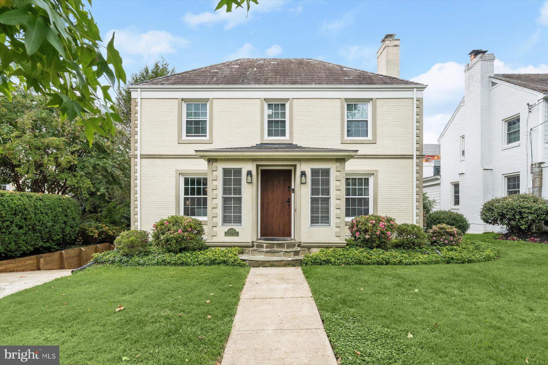 CHEVY CHASE - Residential