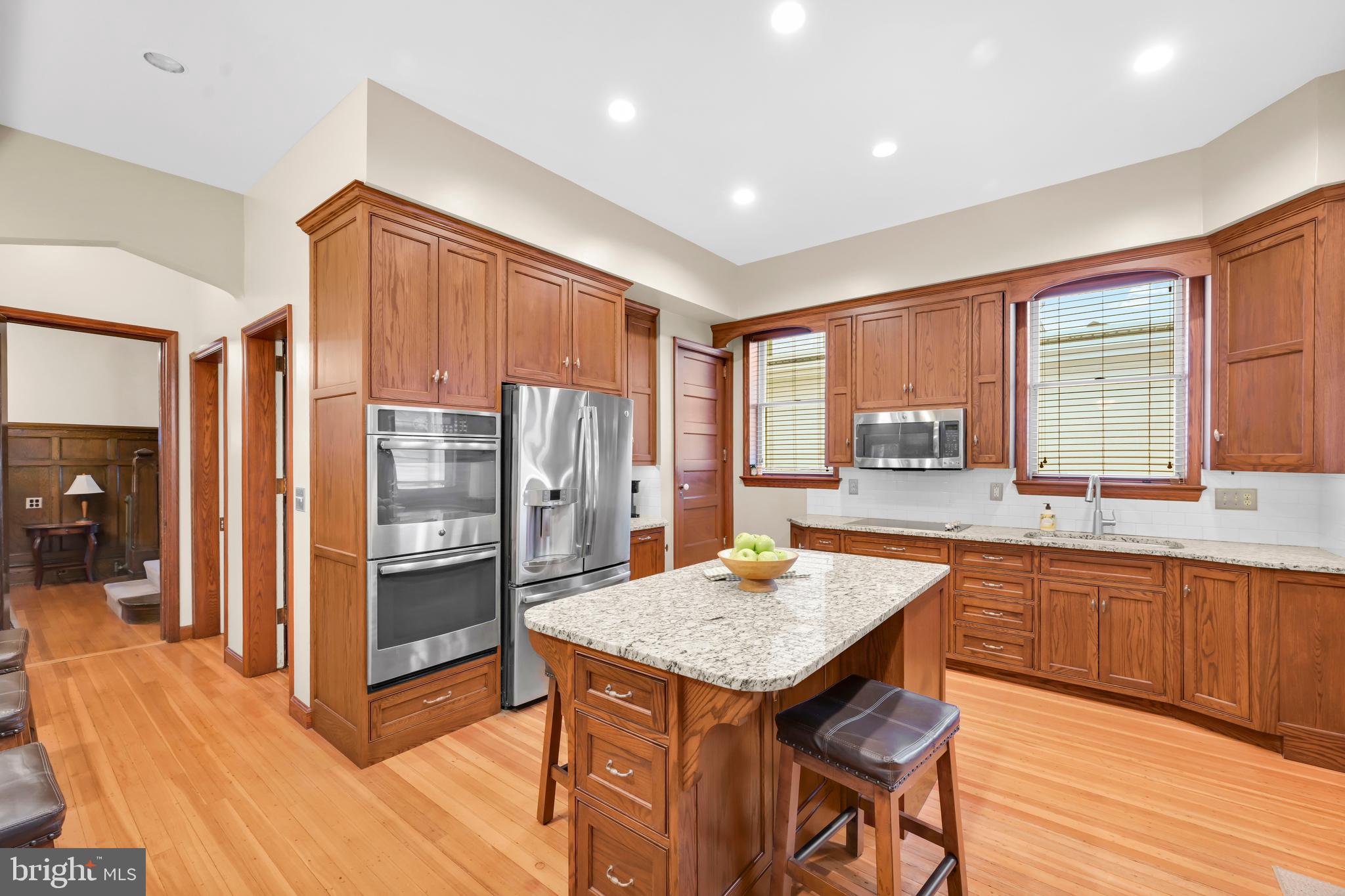 WEST END - Residential