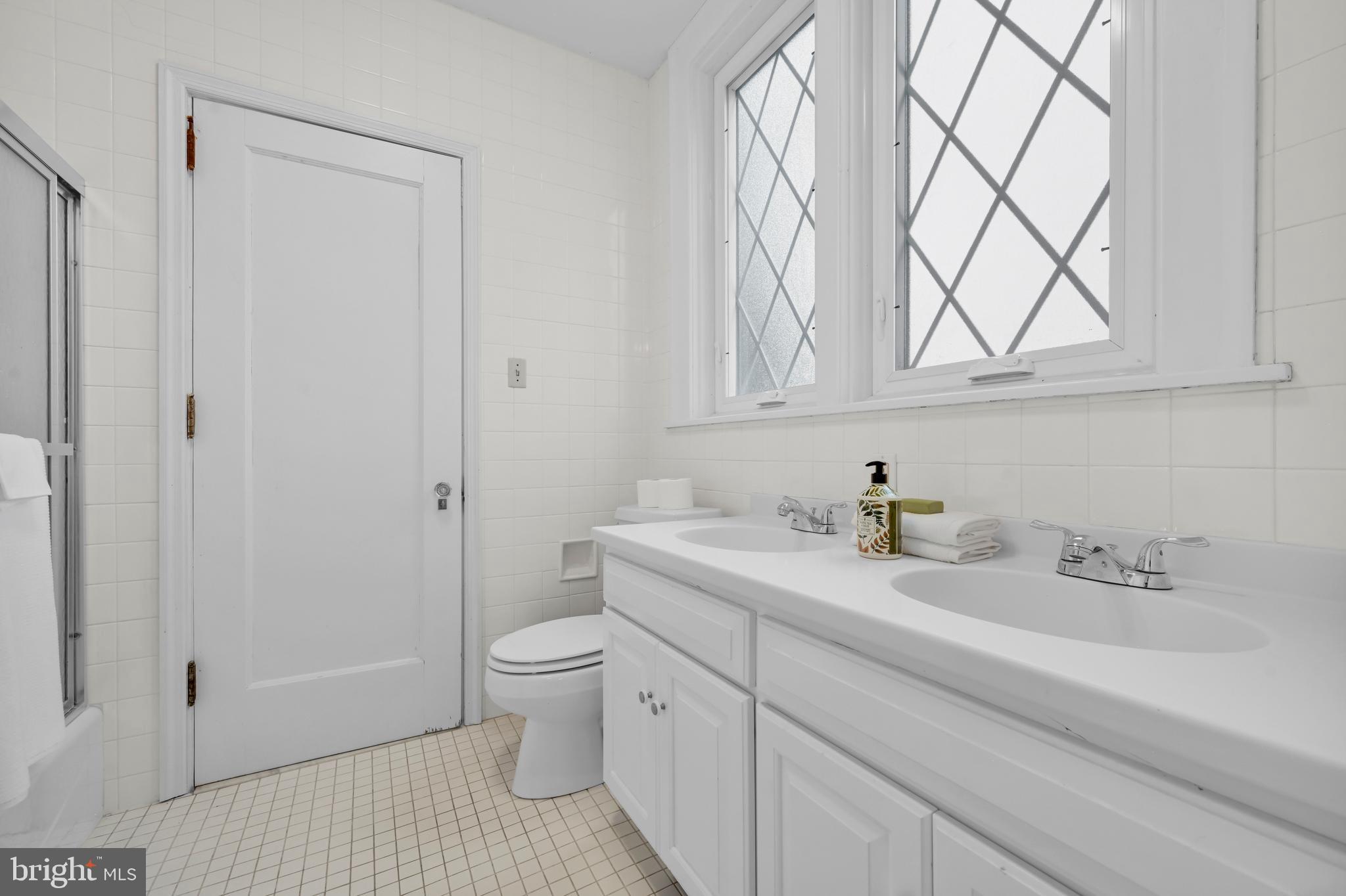 WEST END - Residential