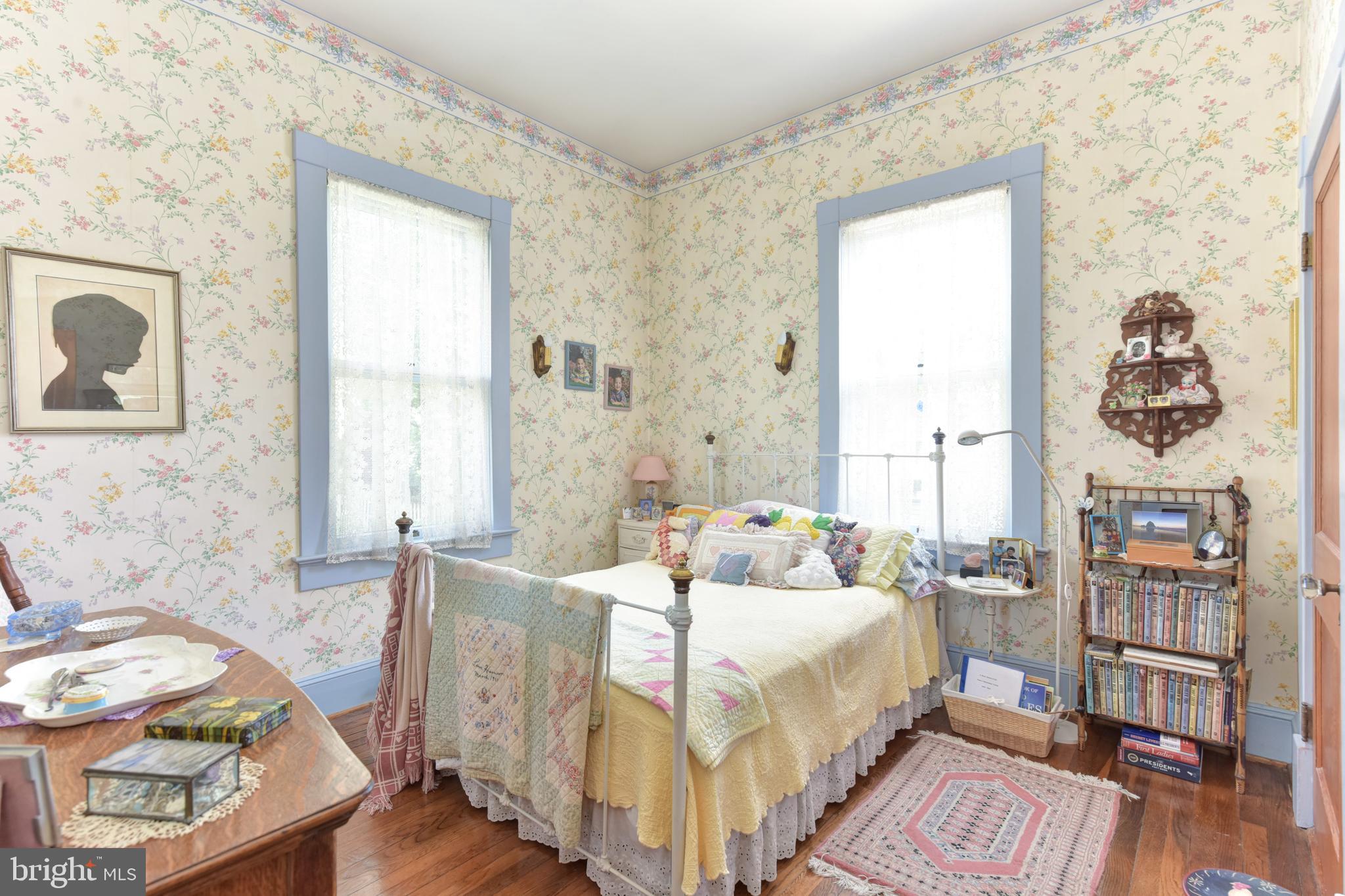 ROSEMONT - Residential