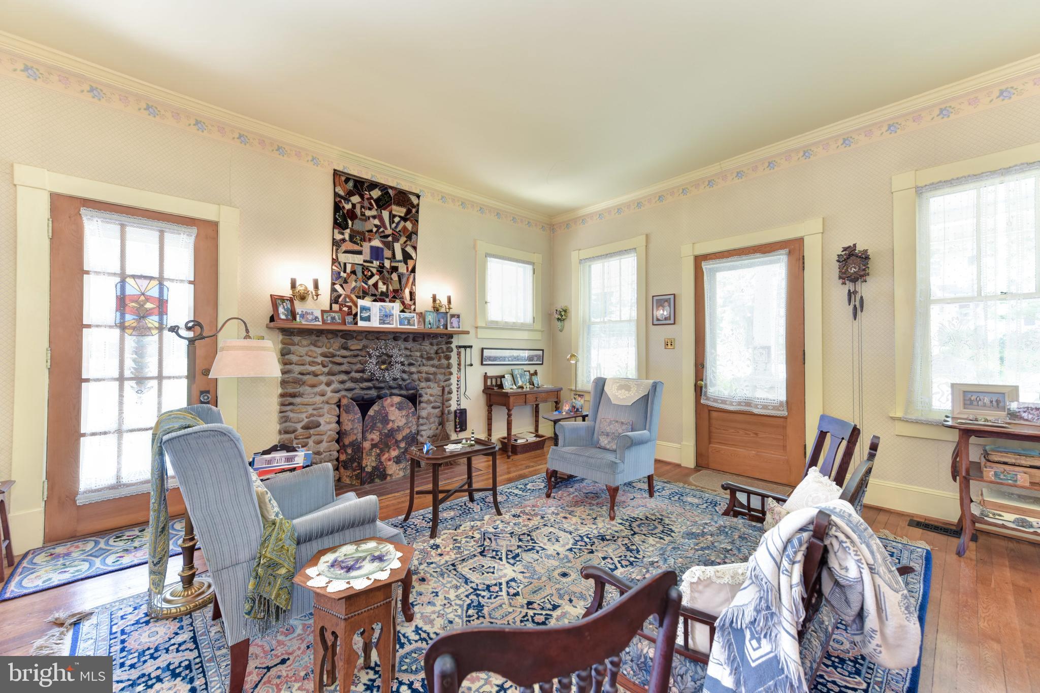 ROSEMONT - Residential