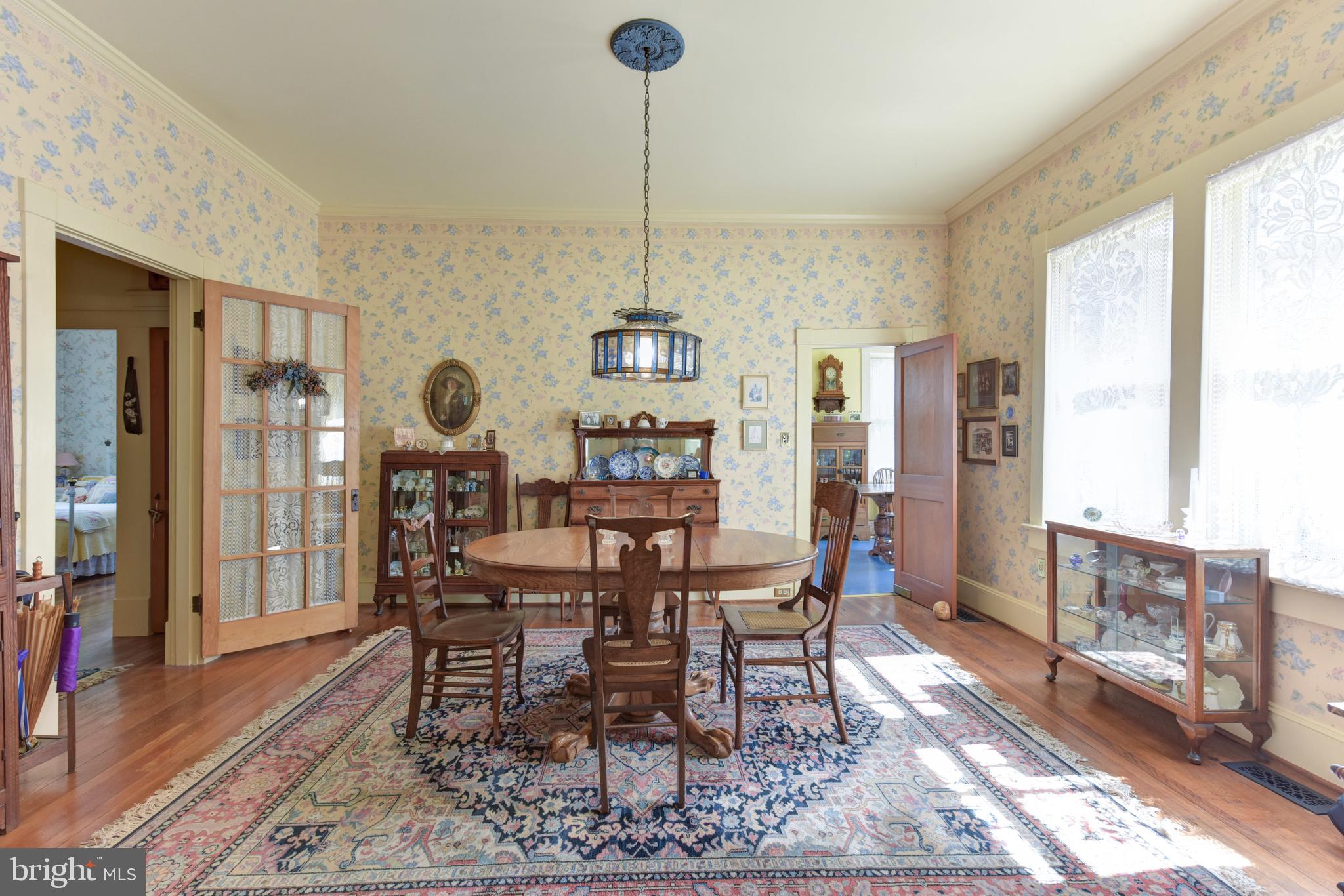 ROSEMONT - Residential