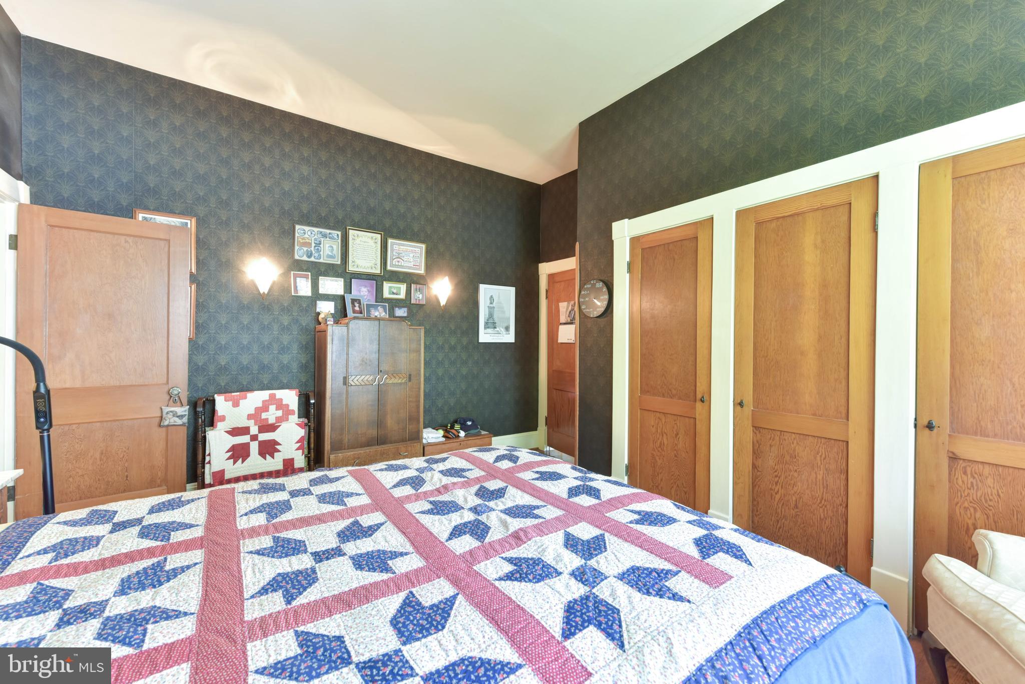 ROSEMONT - Residential