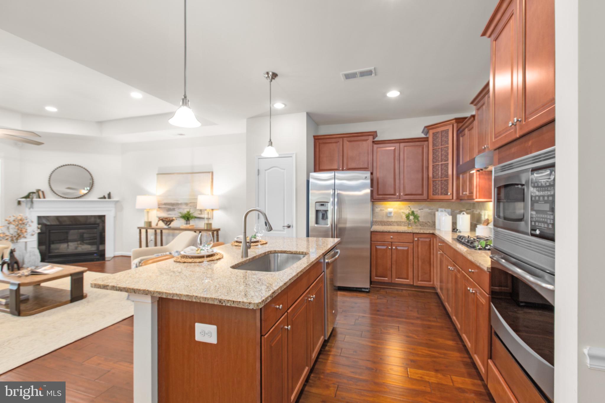 9809 NELSONS CROSSING COURT
