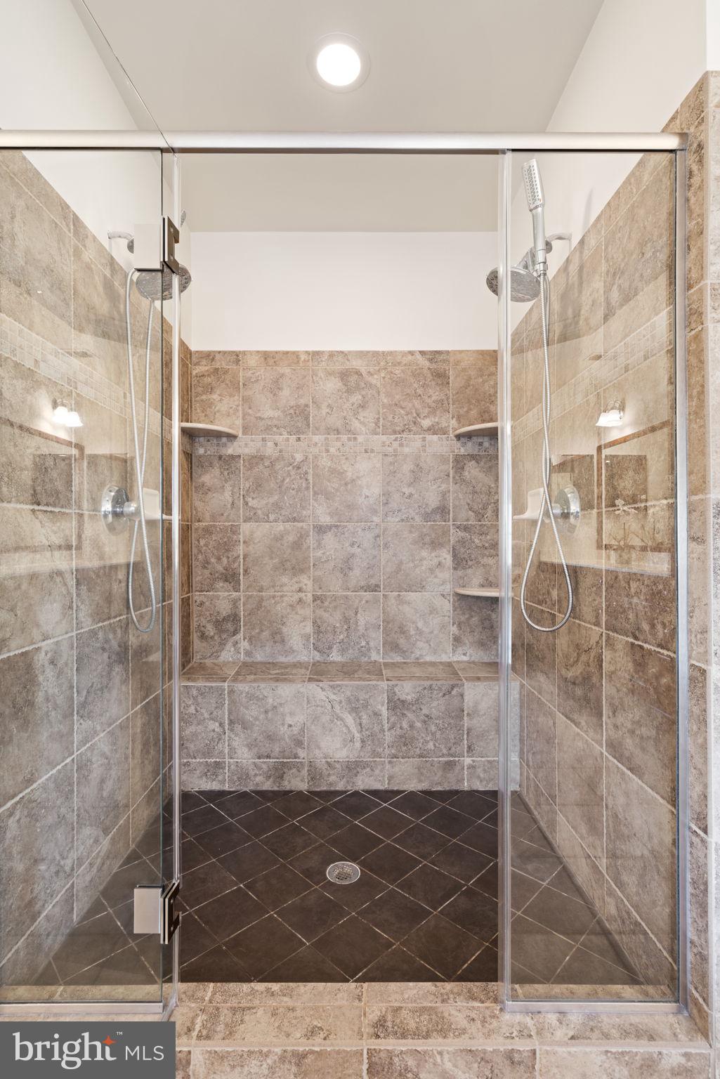 DOMINION VALLEY COUNTRY CLUB - Residential