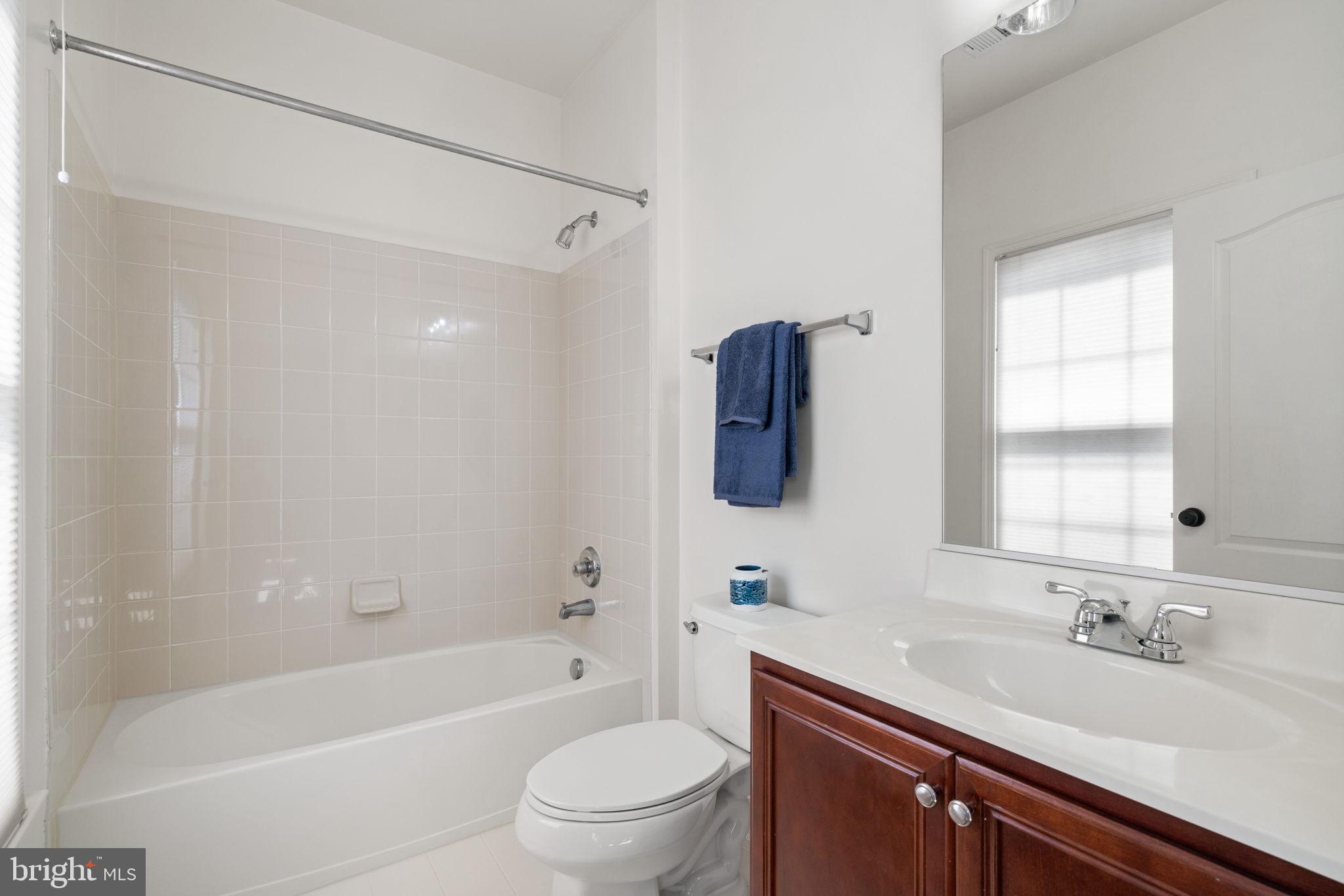 DOMINION VALLEY COUNTRY CLUB - Residential