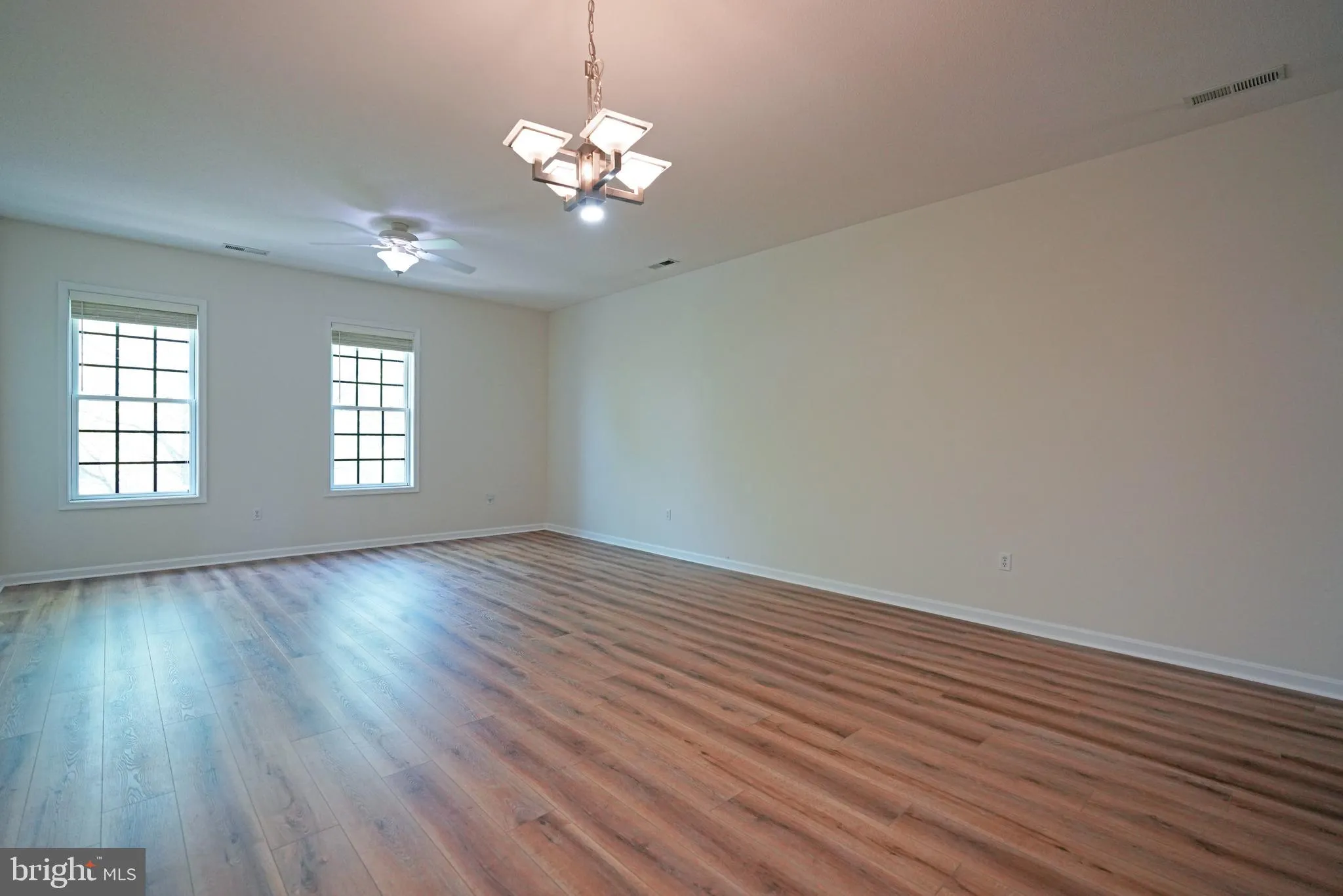 Lewes, Delaware 19958, United States, 2 Bedrooms Bedrooms, ,2 BathroomsBathrooms,Residential,Active,124870