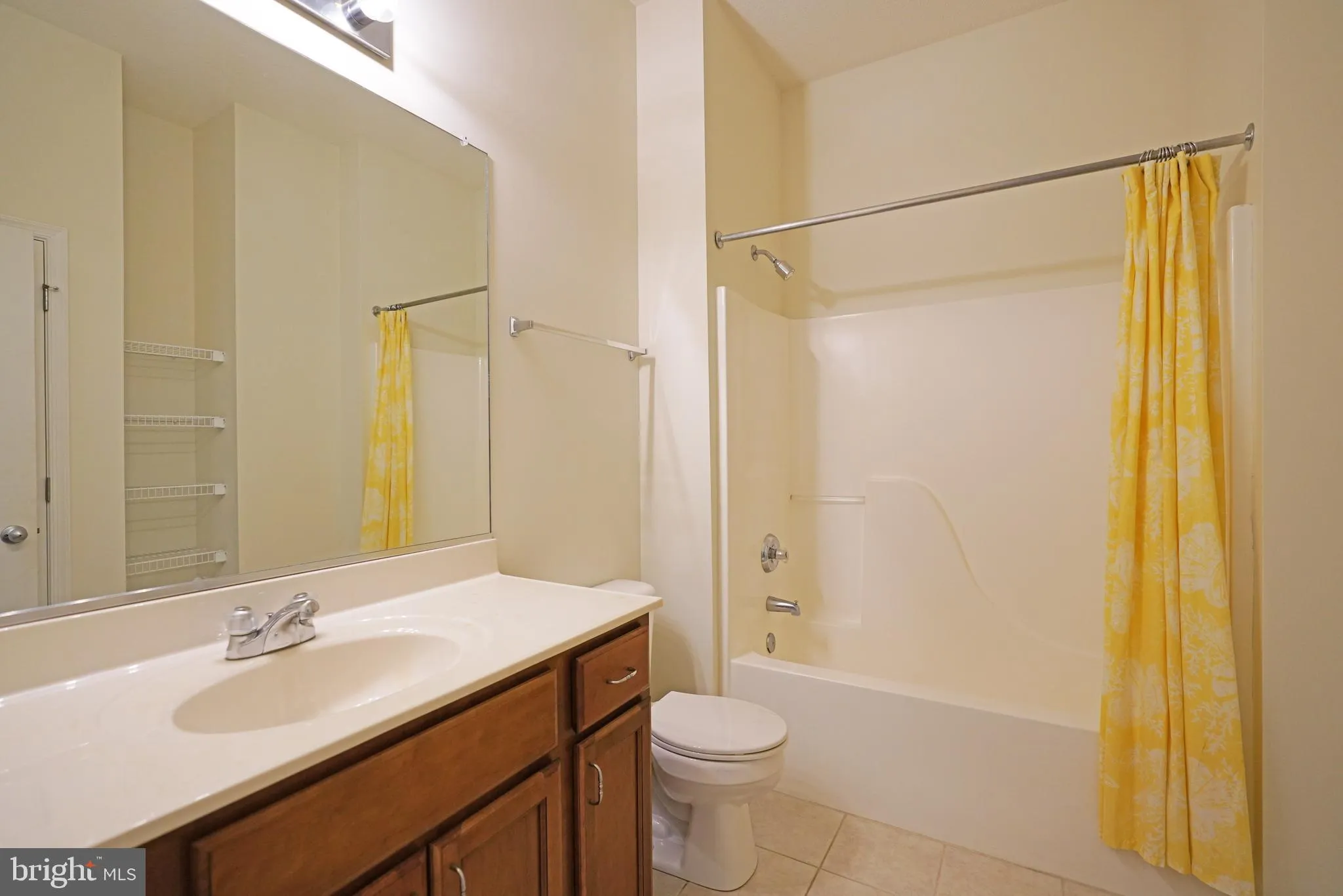 Lewes, Delaware 19958, United States, 2 Bedrooms Bedrooms, ,2 BathroomsBathrooms,Residential,Active,124870