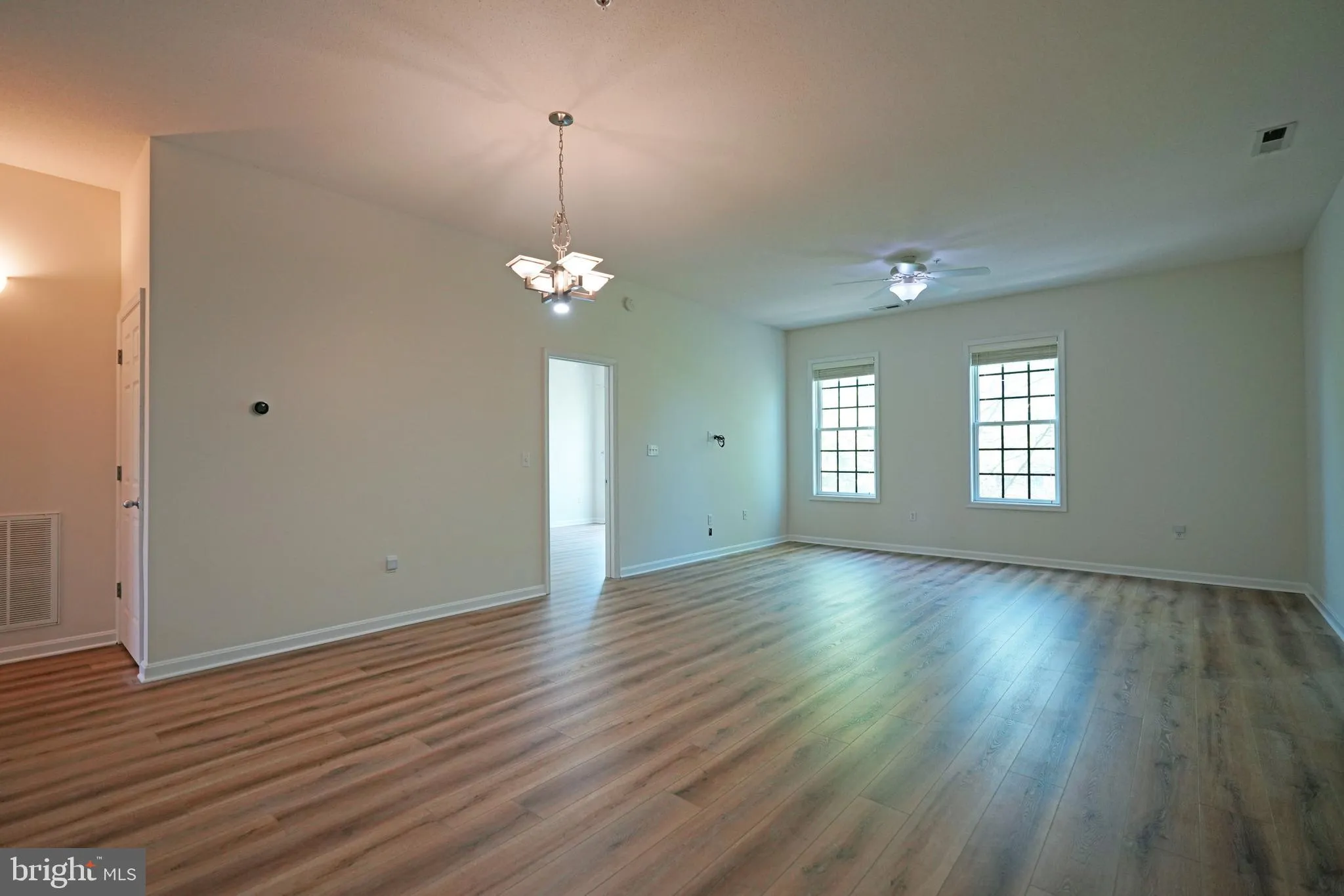 Lewes, Delaware 19958, United States, 2 Bedrooms Bedrooms, ,2 BathroomsBathrooms,Residential,Active,124870