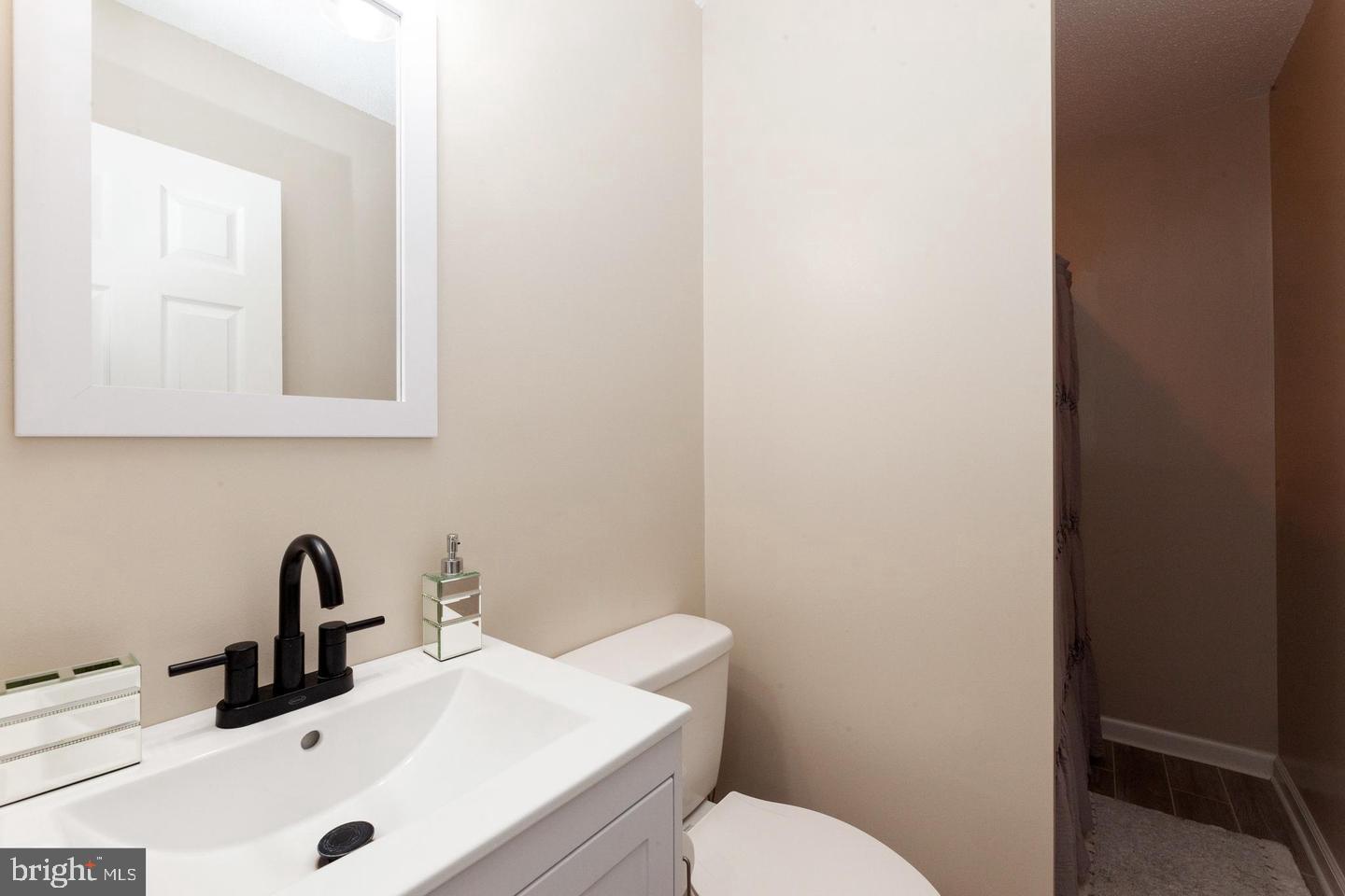 MARTIN'S CROSSING LA PLA - Residential Lease