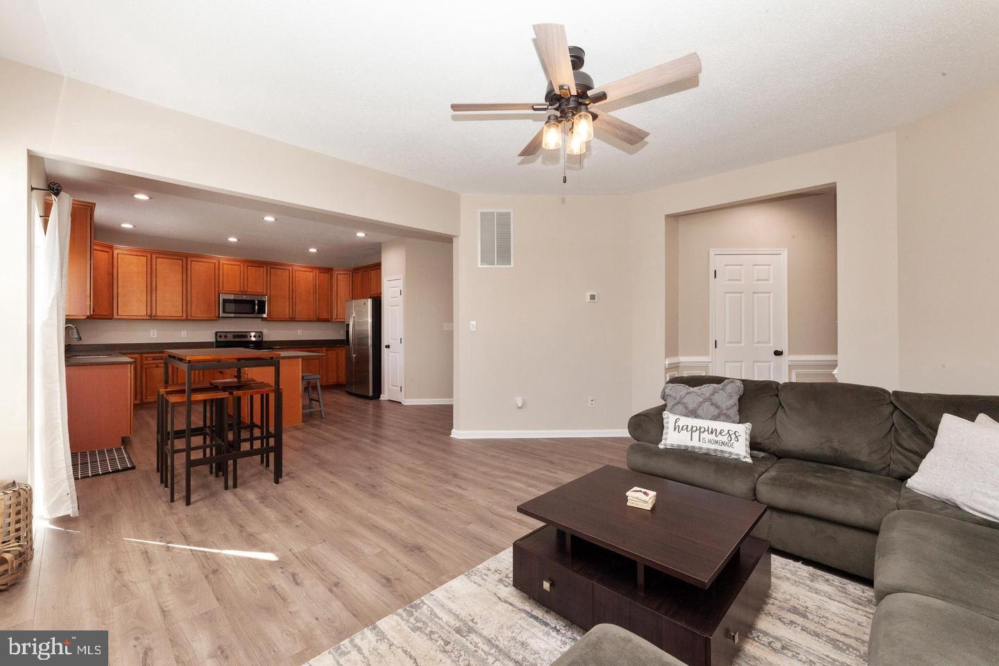 MARTIN'S CROSSING LA PLA - Residential Lease