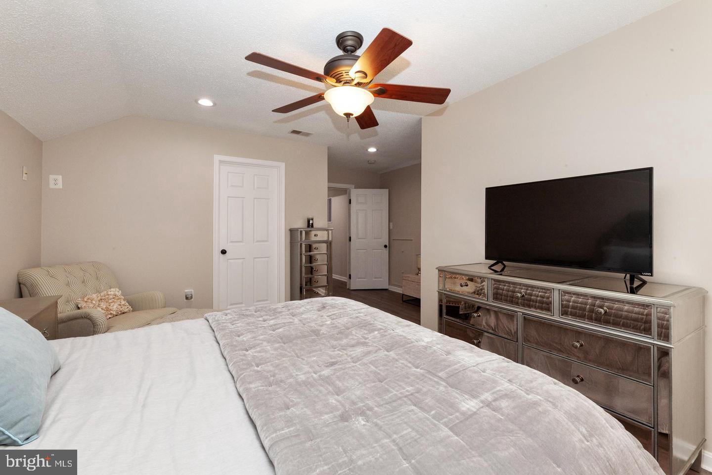 MARTIN'S CROSSING LA PLA - Residential Lease