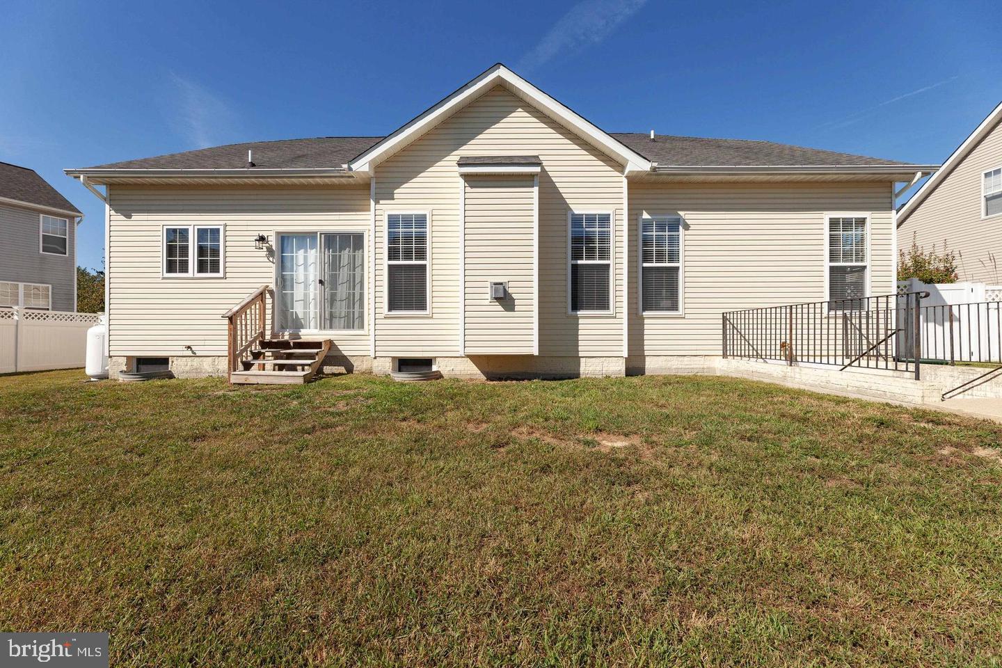 MARTIN'S CROSSING LA PLA - Residential Lease