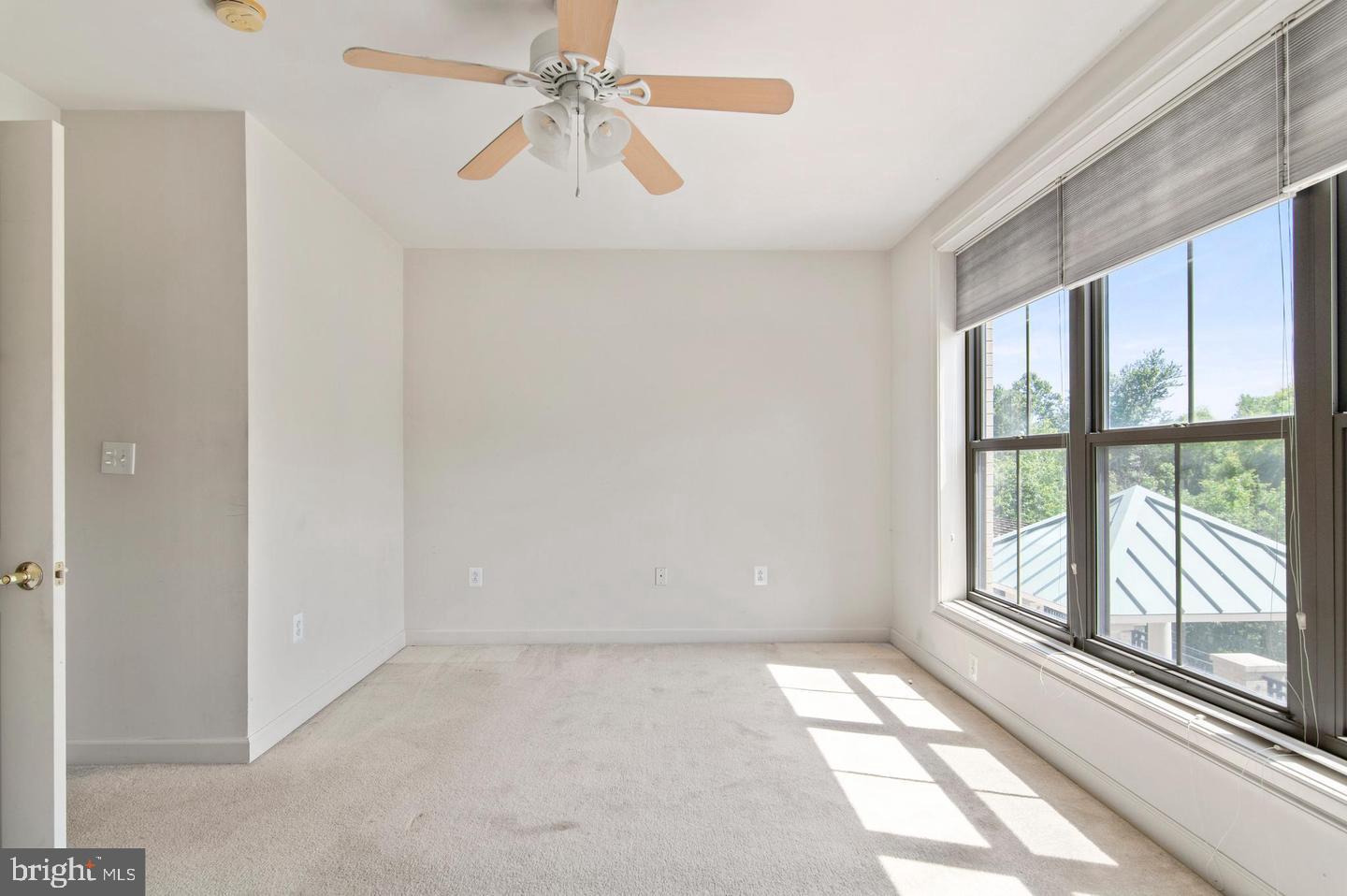 BELMONT BAY - Residential Lease