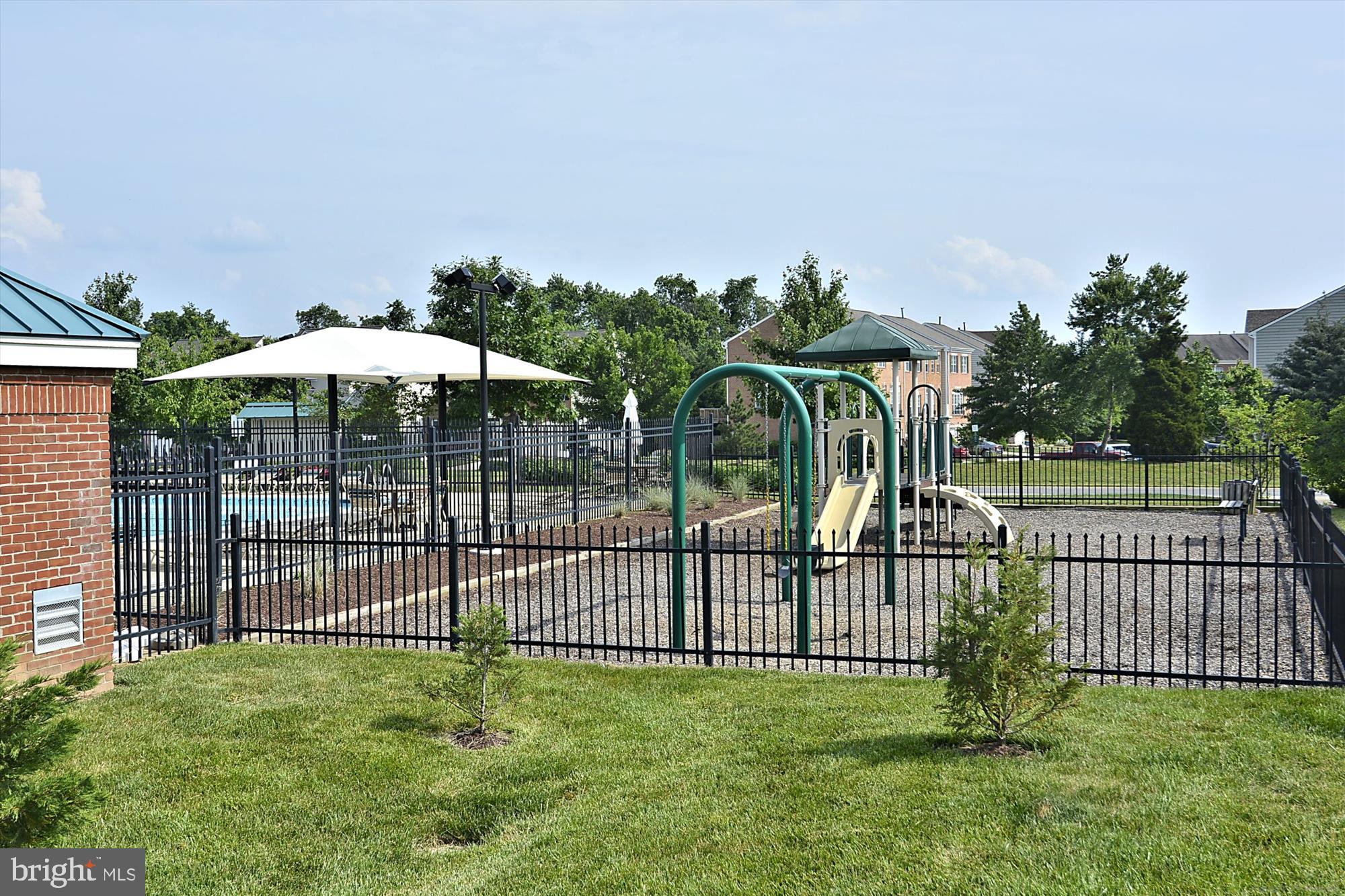 BELMONT BAY - Residential Lease