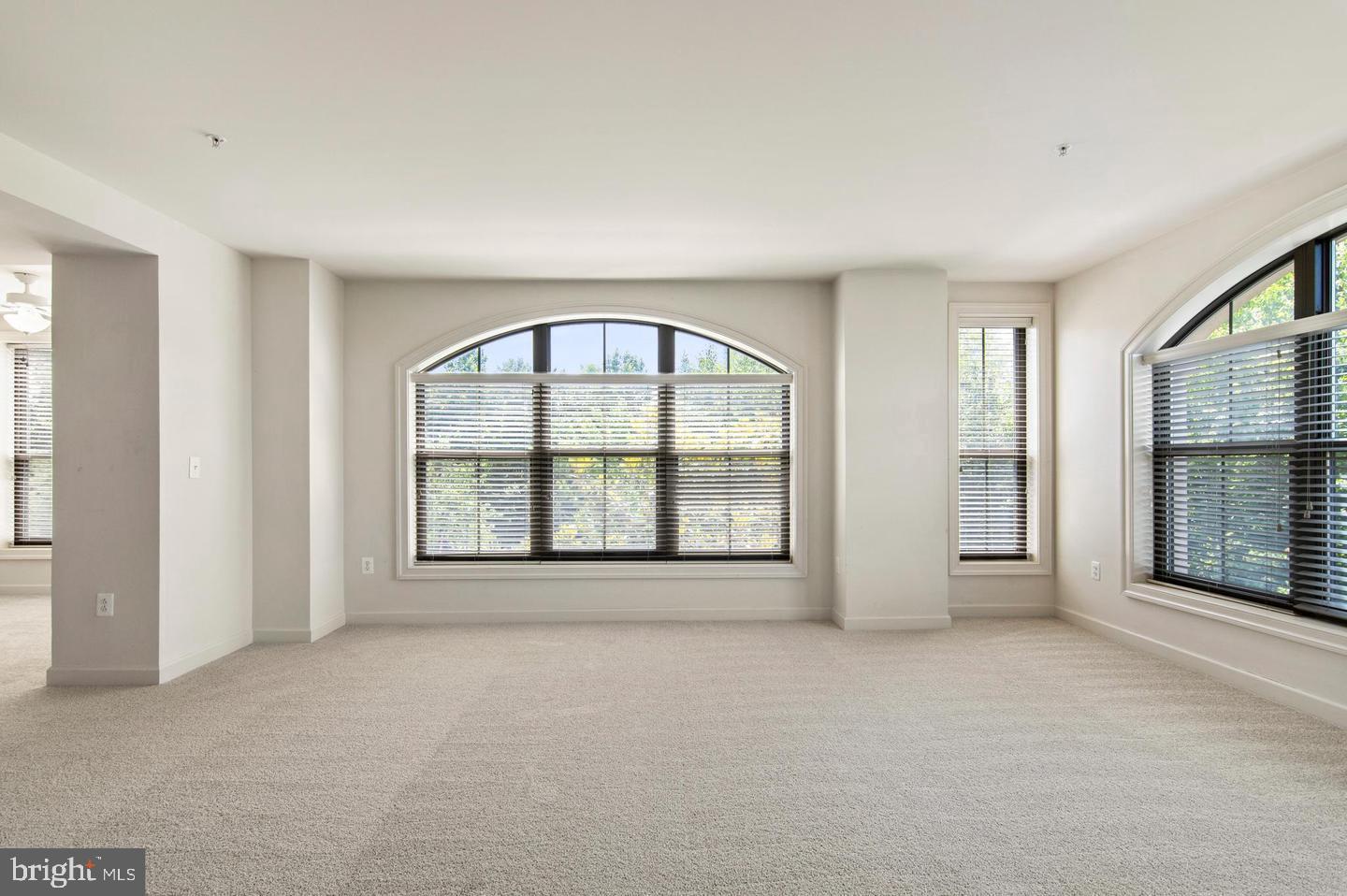 BELMONT BAY - Residential Lease