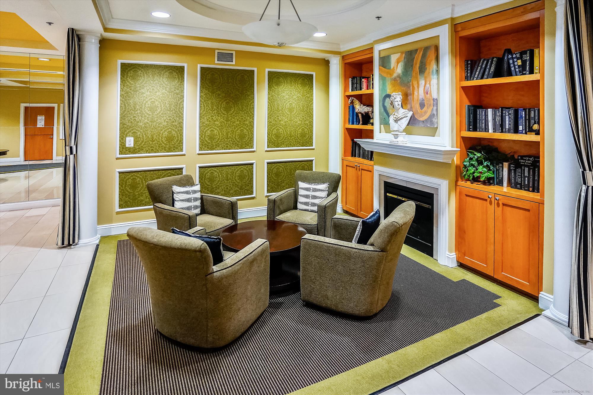 BELMONT BAY - Residential Lease