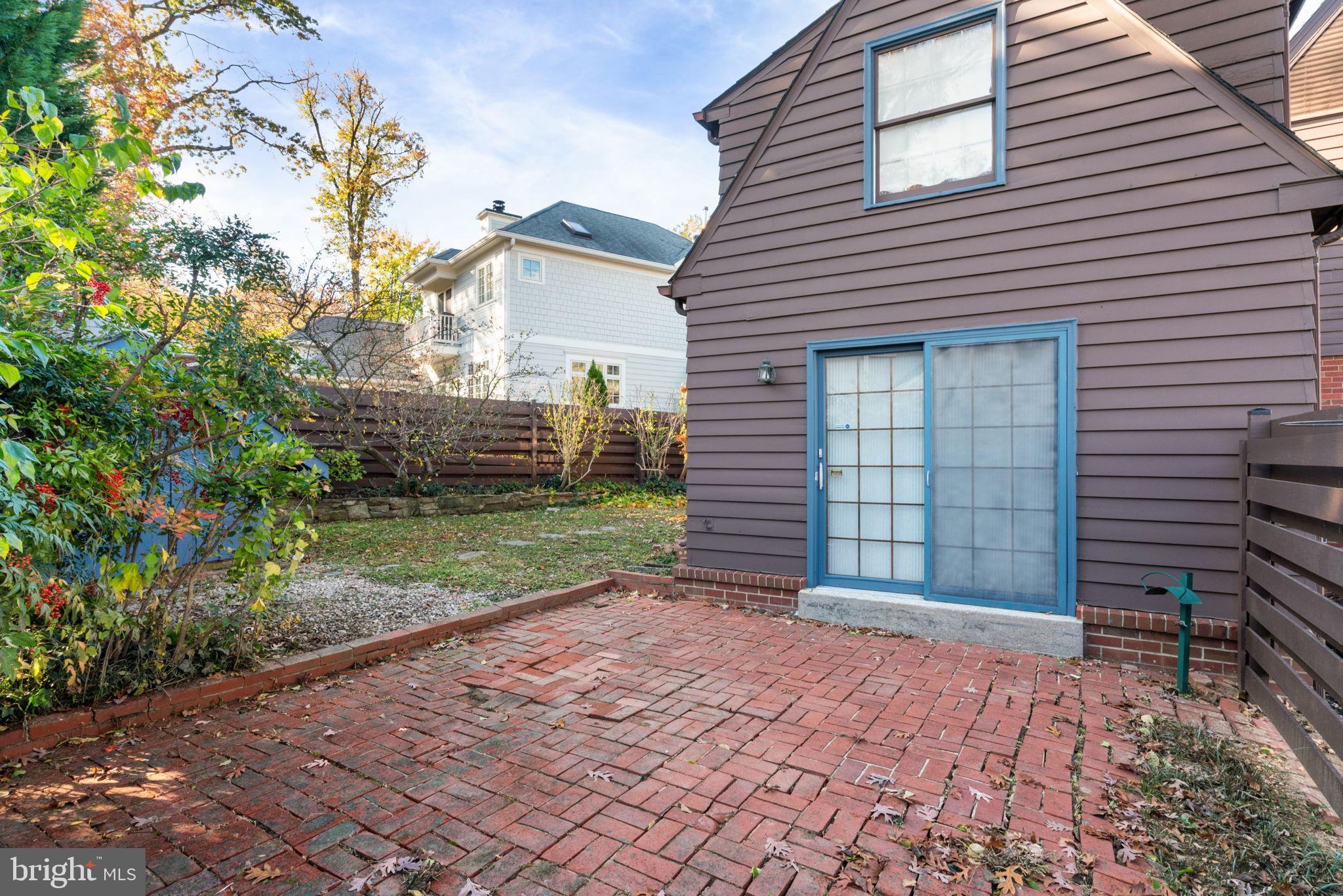 BEVERLEY HILLS - Residential