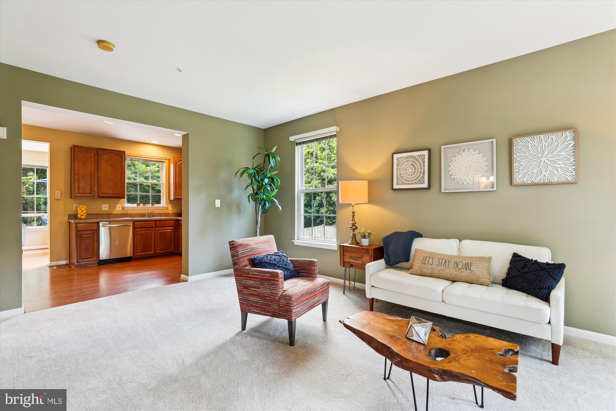 RIDGE COMMONS - Residential