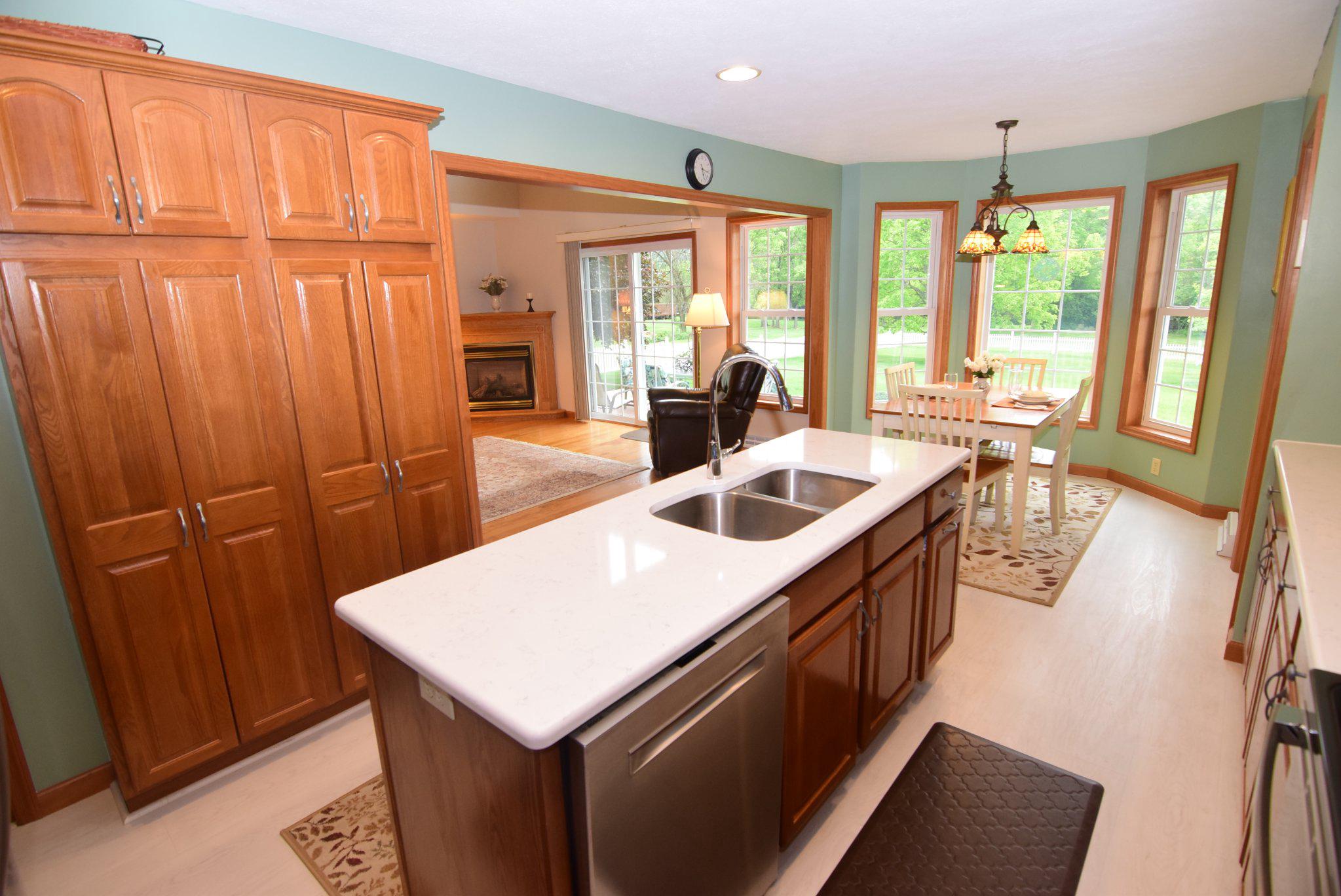 HAMPTON HILLS - Residential