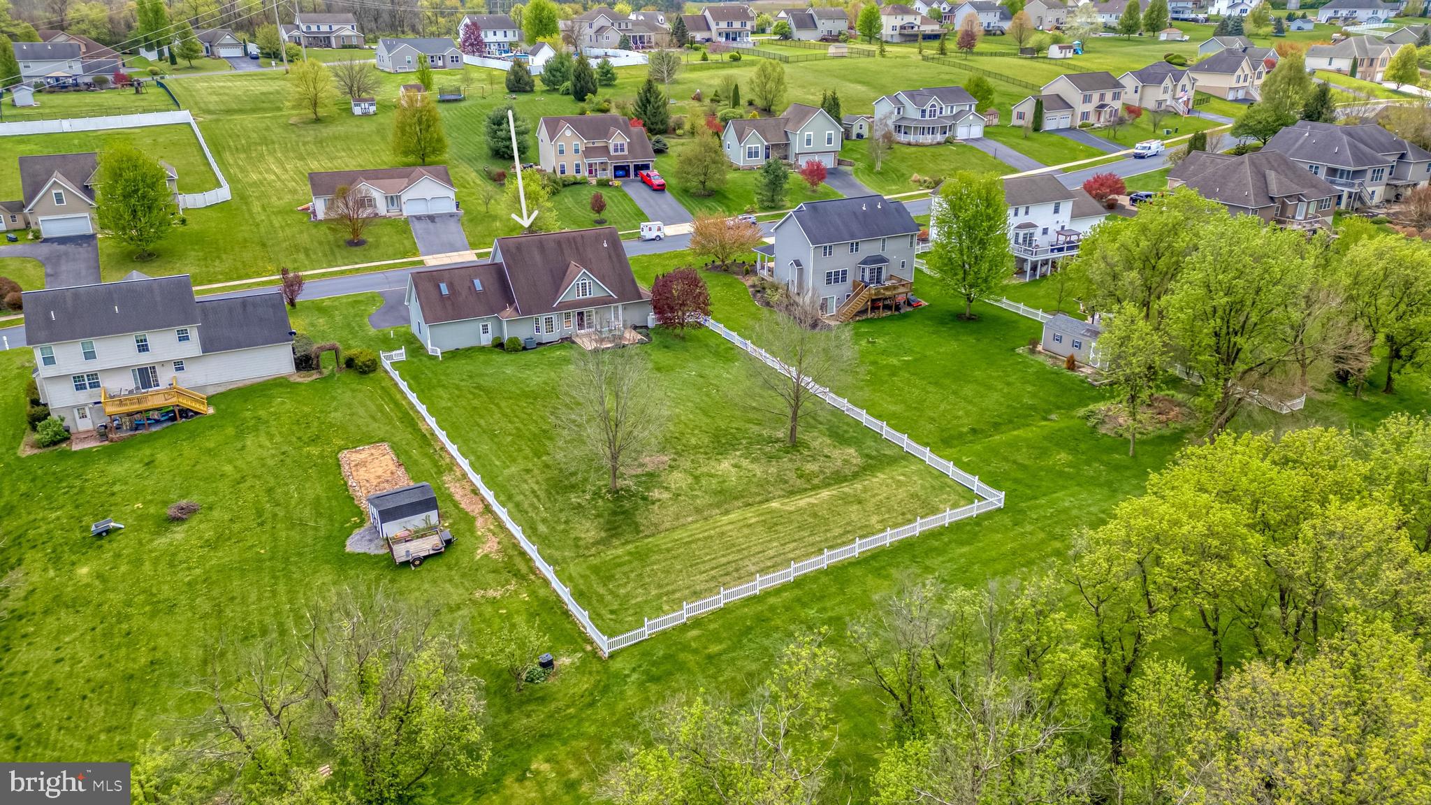 HAMPTON HILLS - Residential