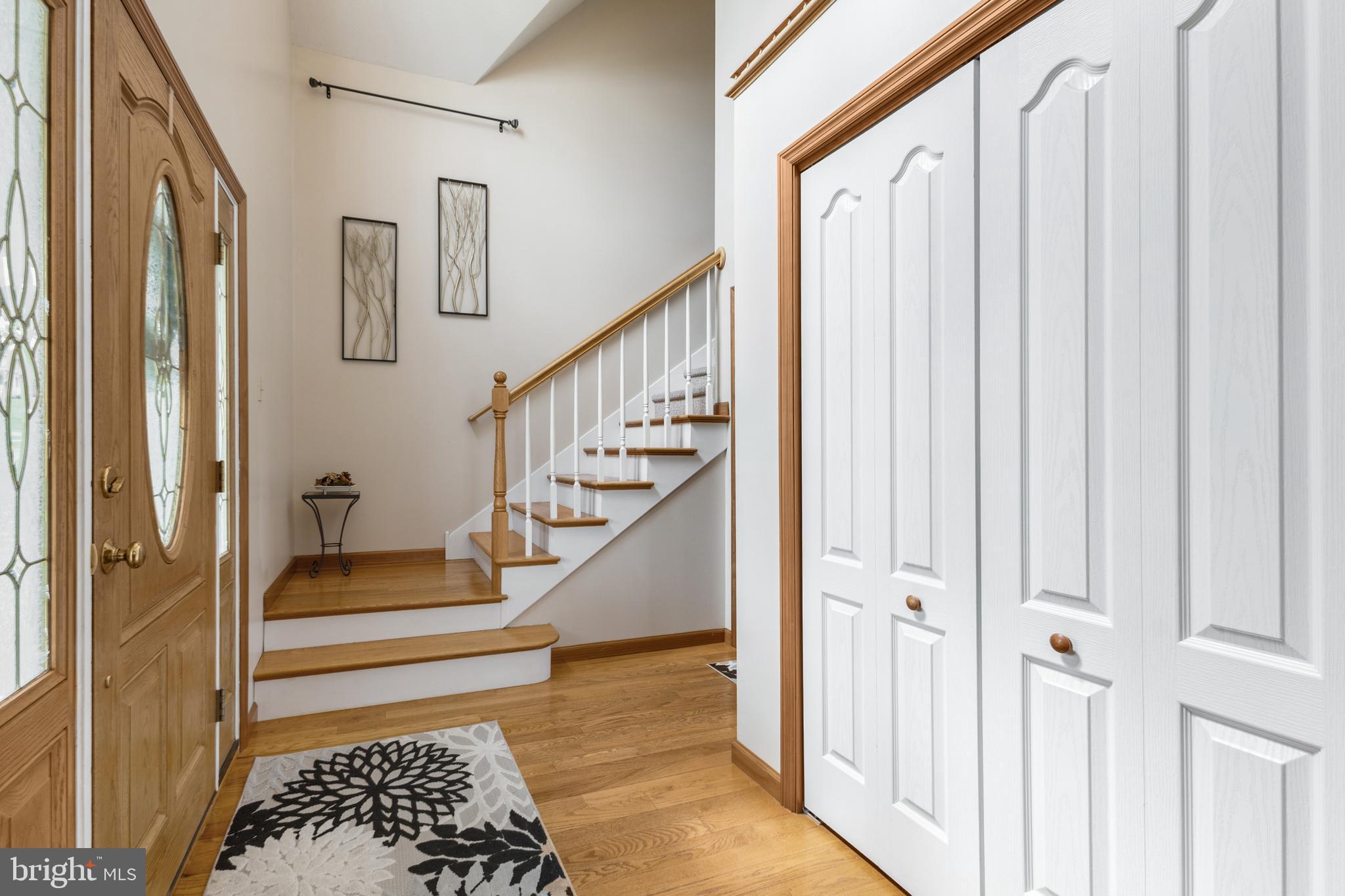 HAMPTON HILLS - Residential