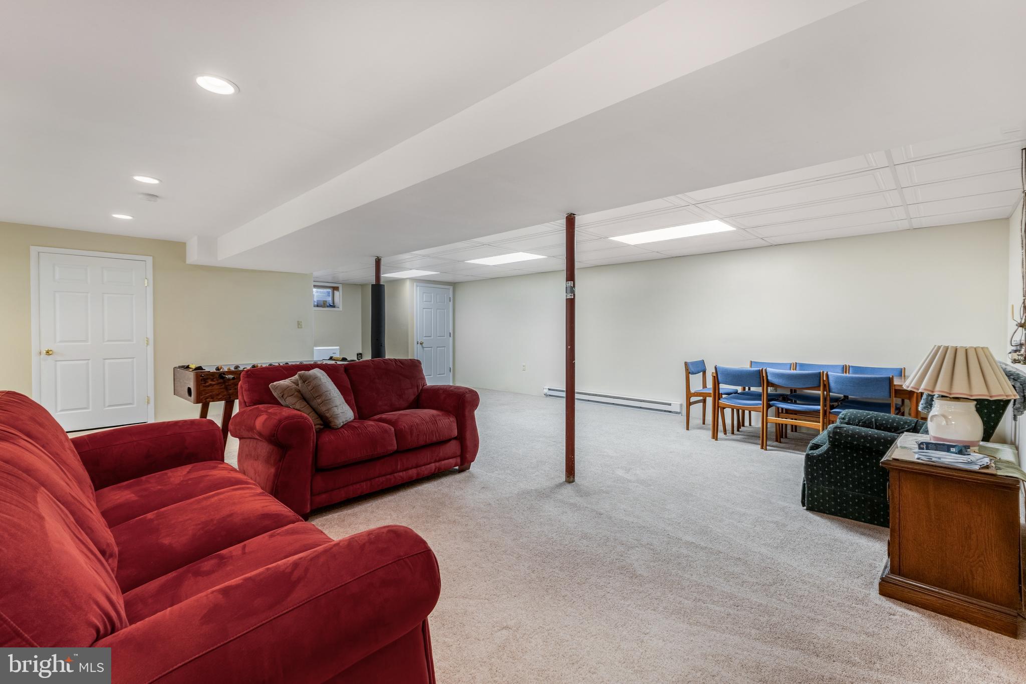 HAMPTON HILLS - Residential