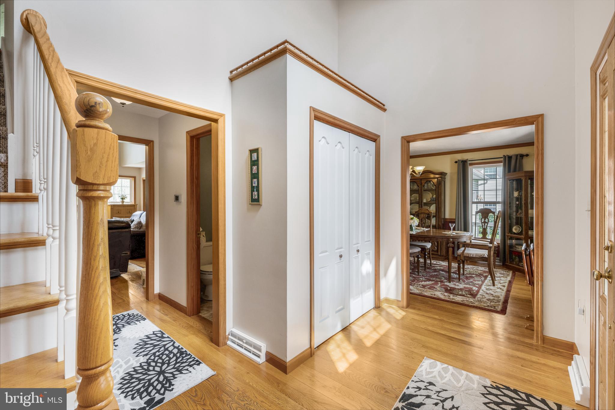 HAMPTON HILLS - Residential