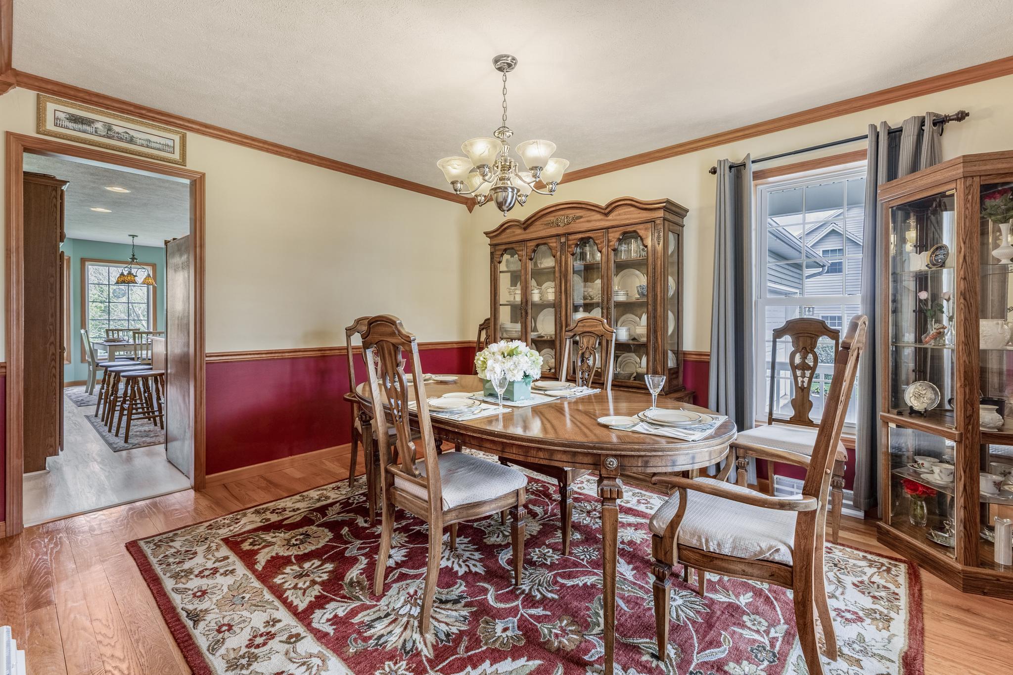 HAMPTON HILLS - Residential