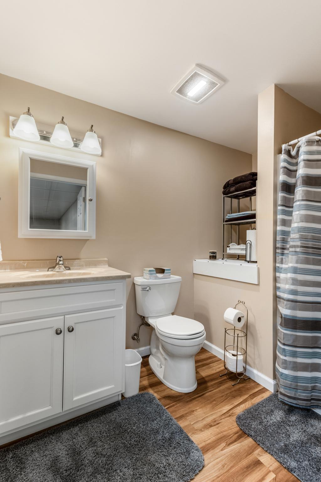 HAMPTON HILLS - Residential