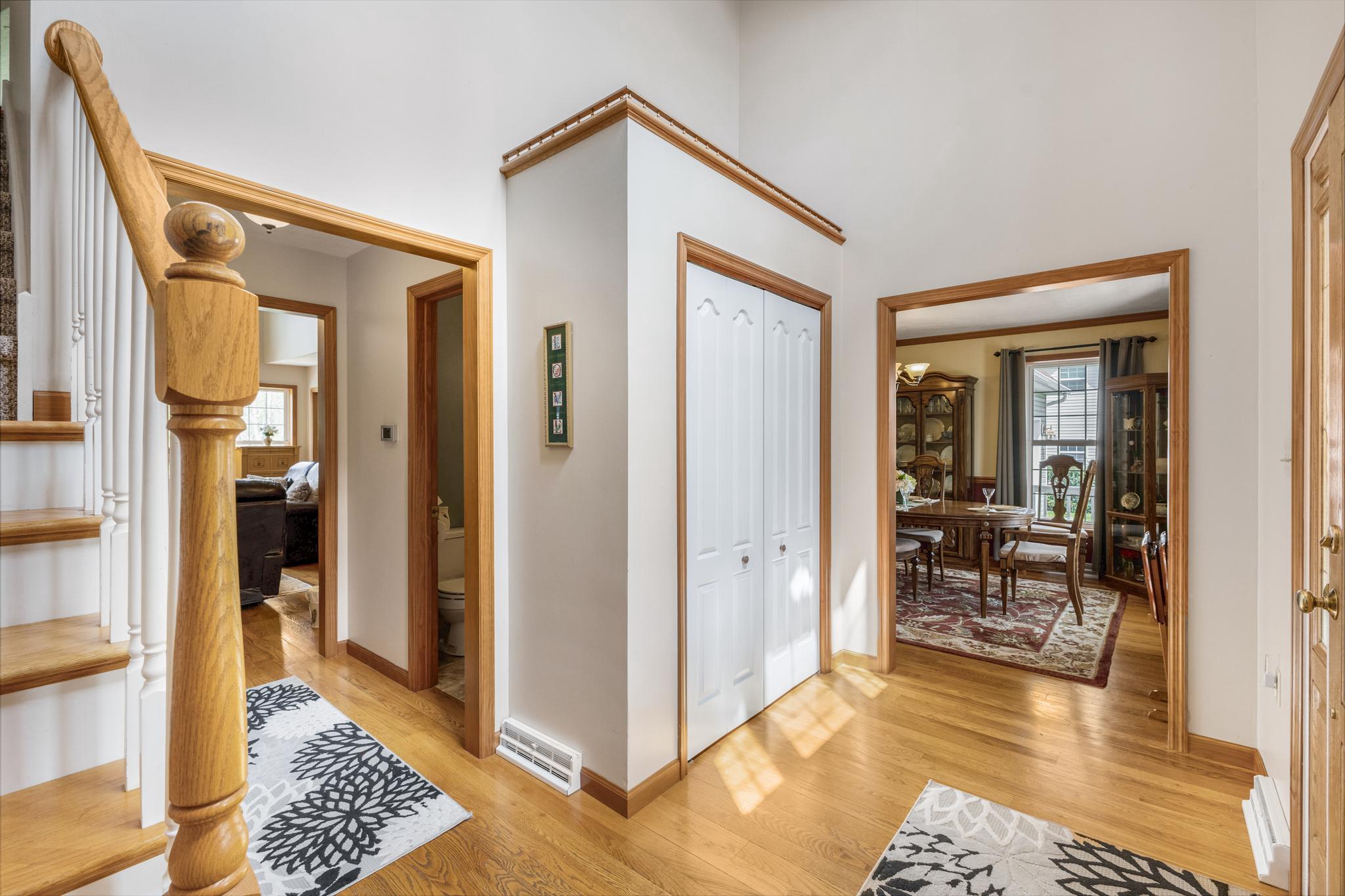 HAMPTON HILLS - Residential