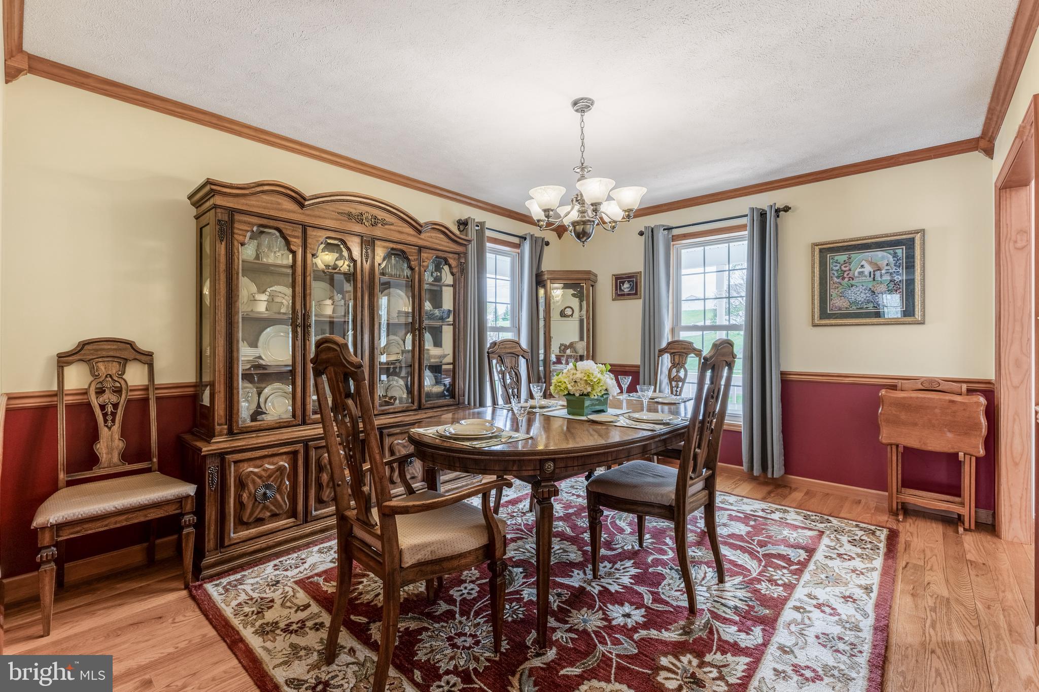 HAMPTON HILLS - Residential