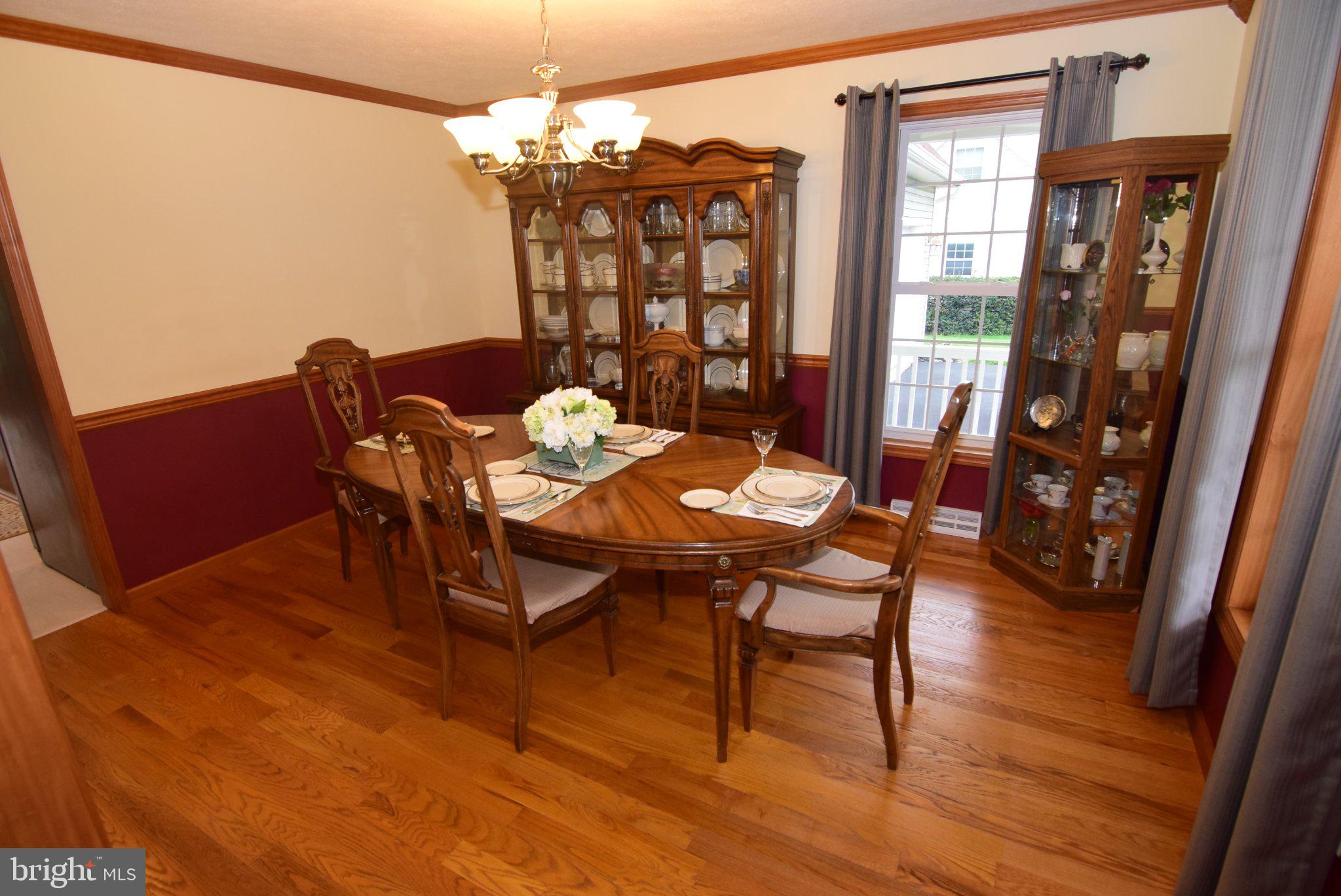 HAMPTON HILLS - Residential