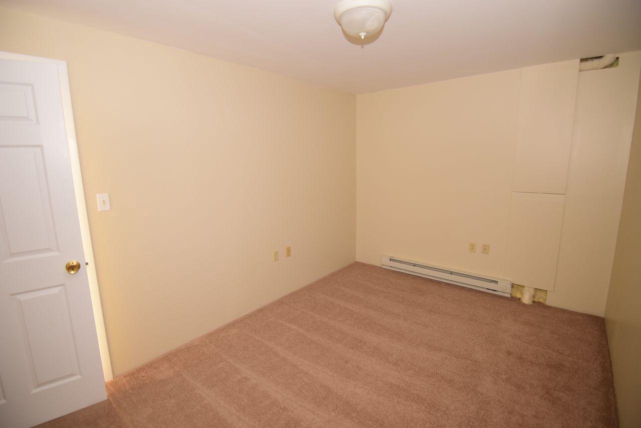 HAMPTON HILLS - Residential