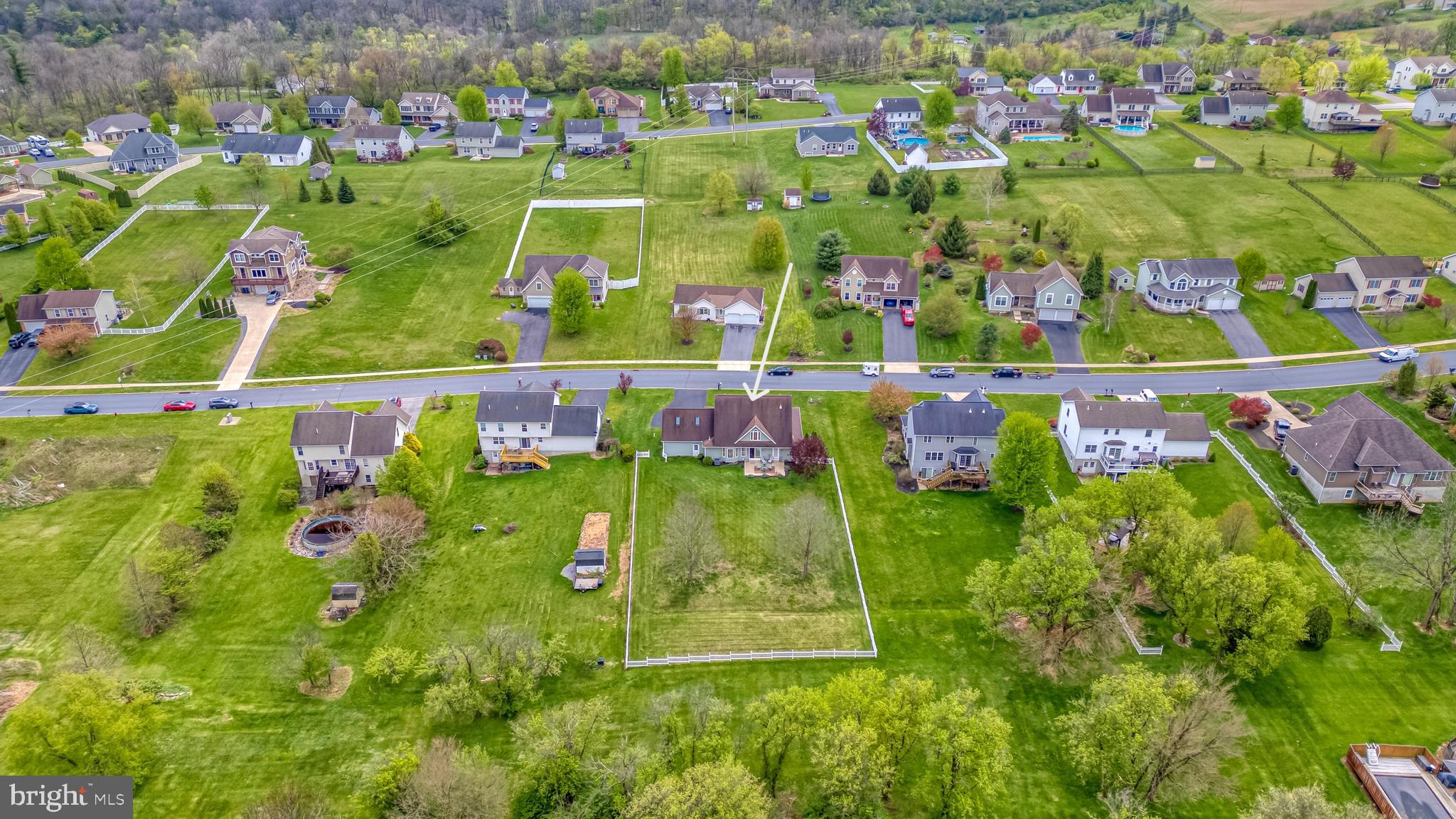 HAMPTON HILLS - Residential