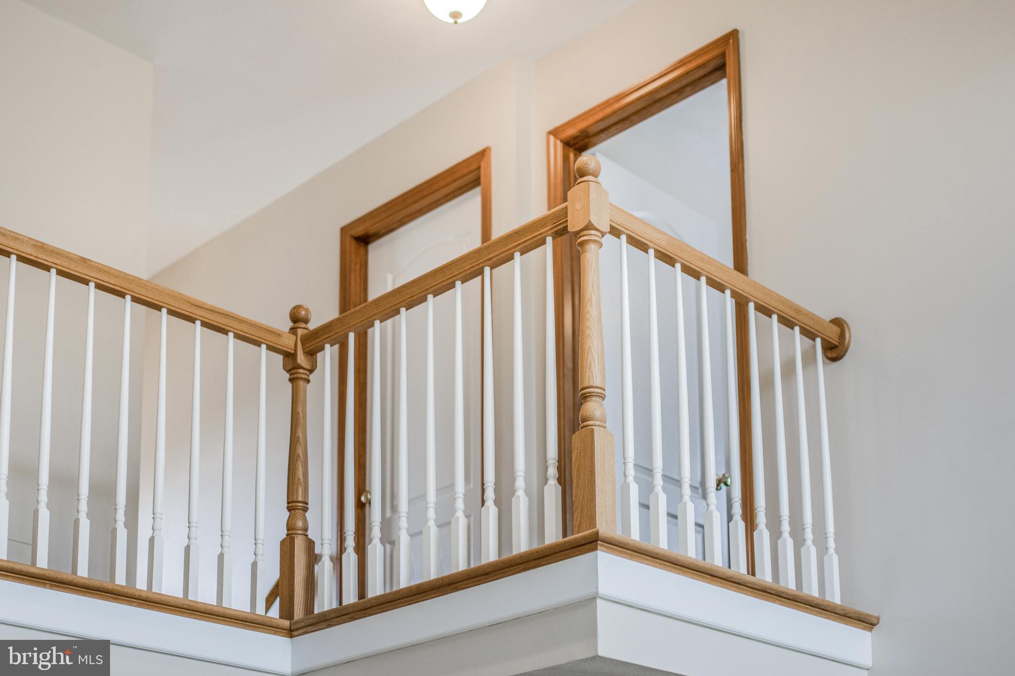 HAMPTON HILLS - Residential