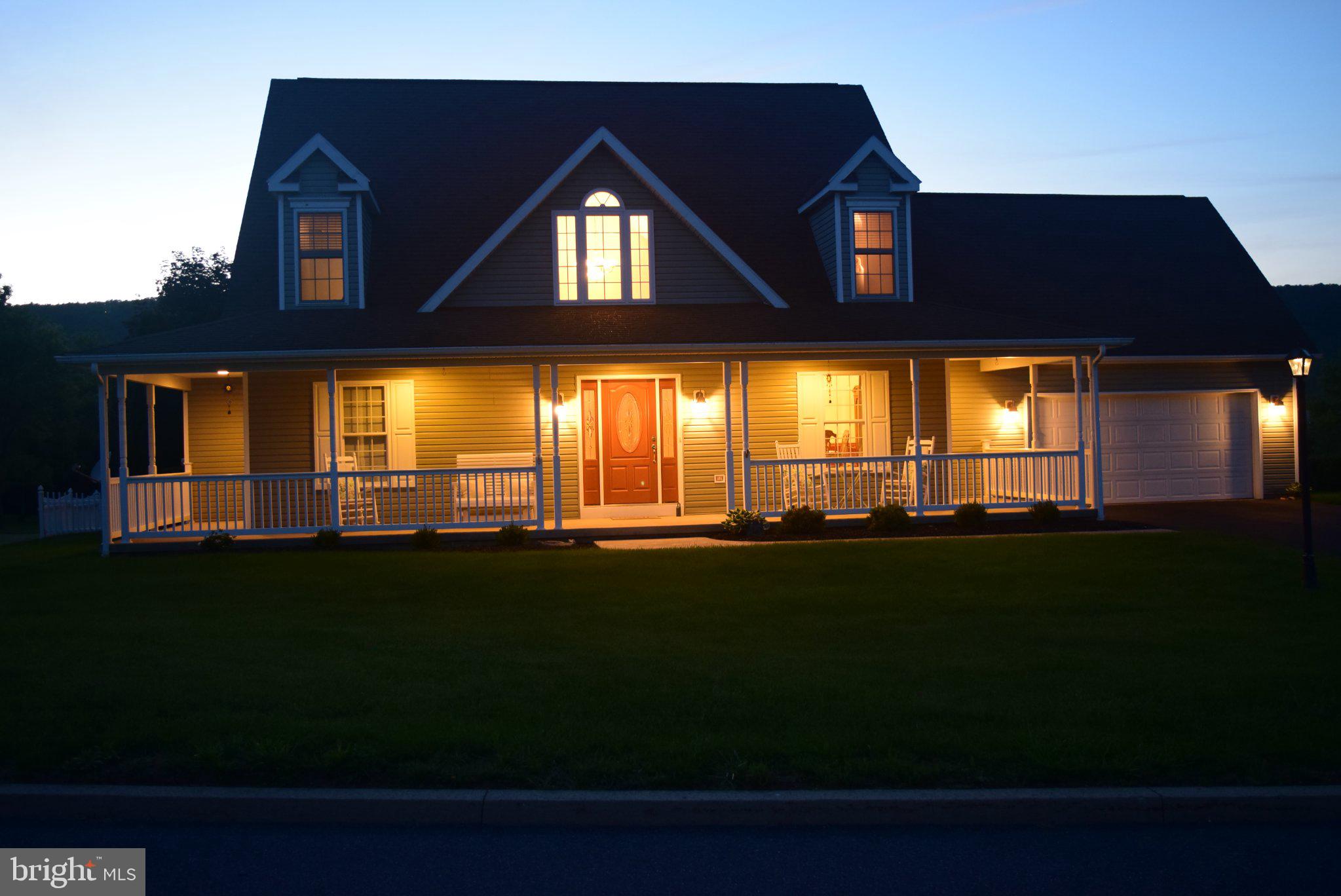 HAMPTON HILLS - Residential