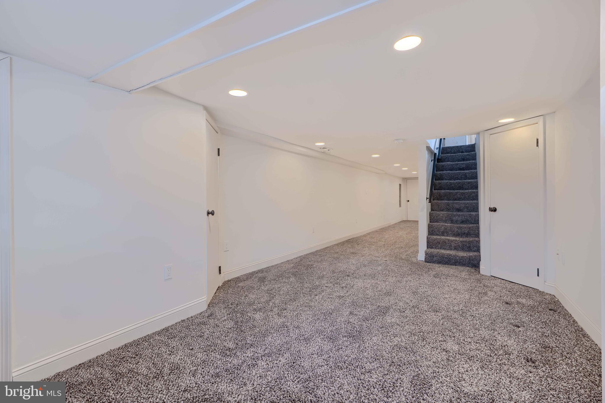 HAMPDEN HISTORIC DISTRICT - Residential