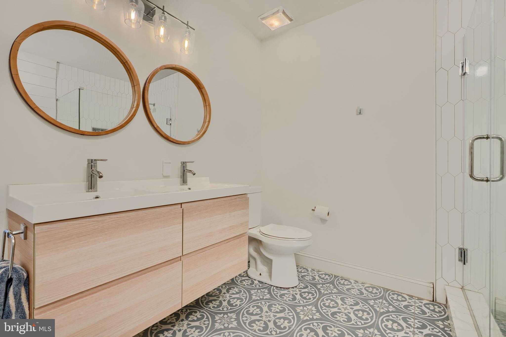 HAMPDEN HISTORIC DISTRICT - Residential