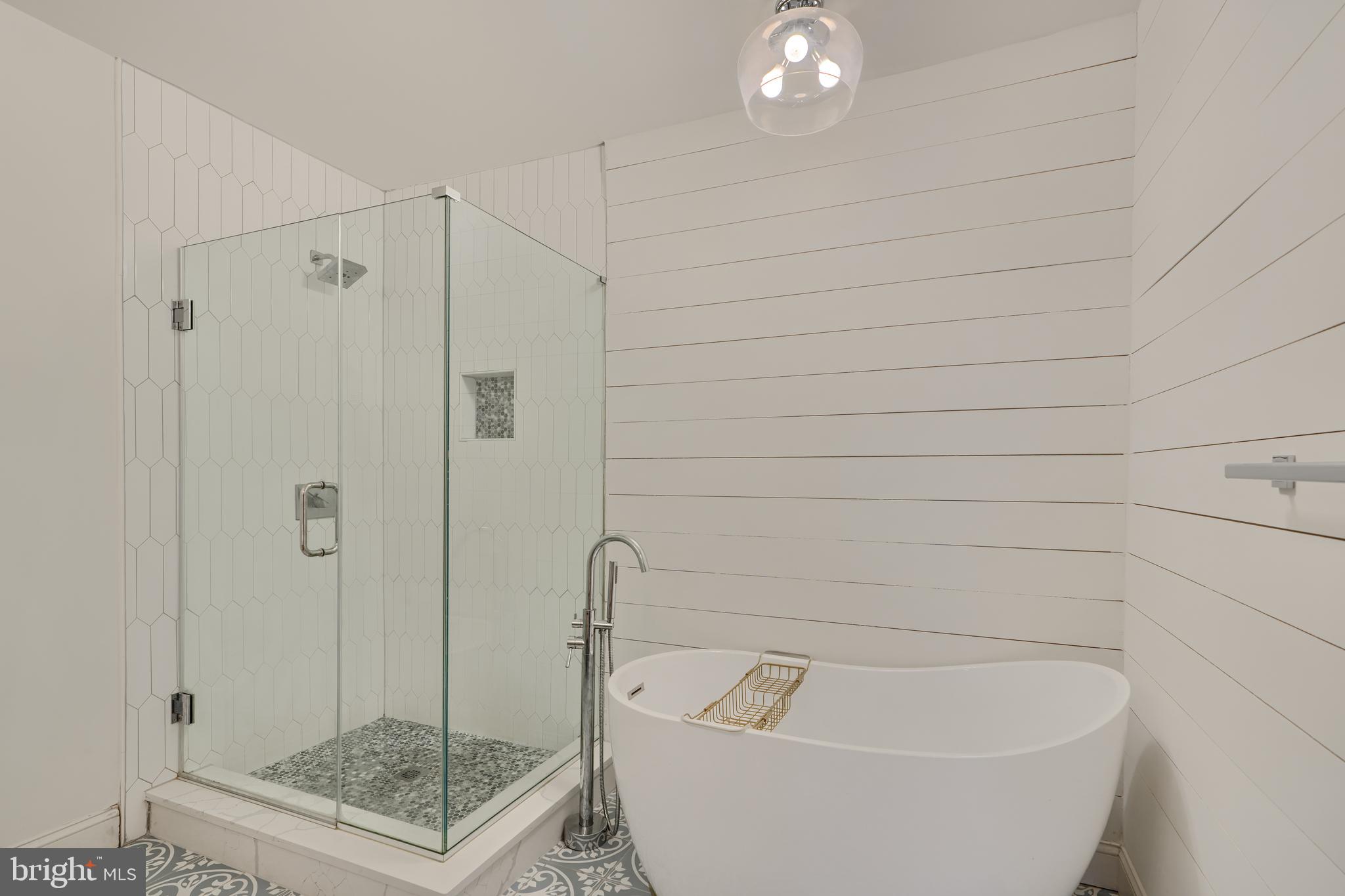 HAMPDEN HISTORIC DISTRICT - Residential