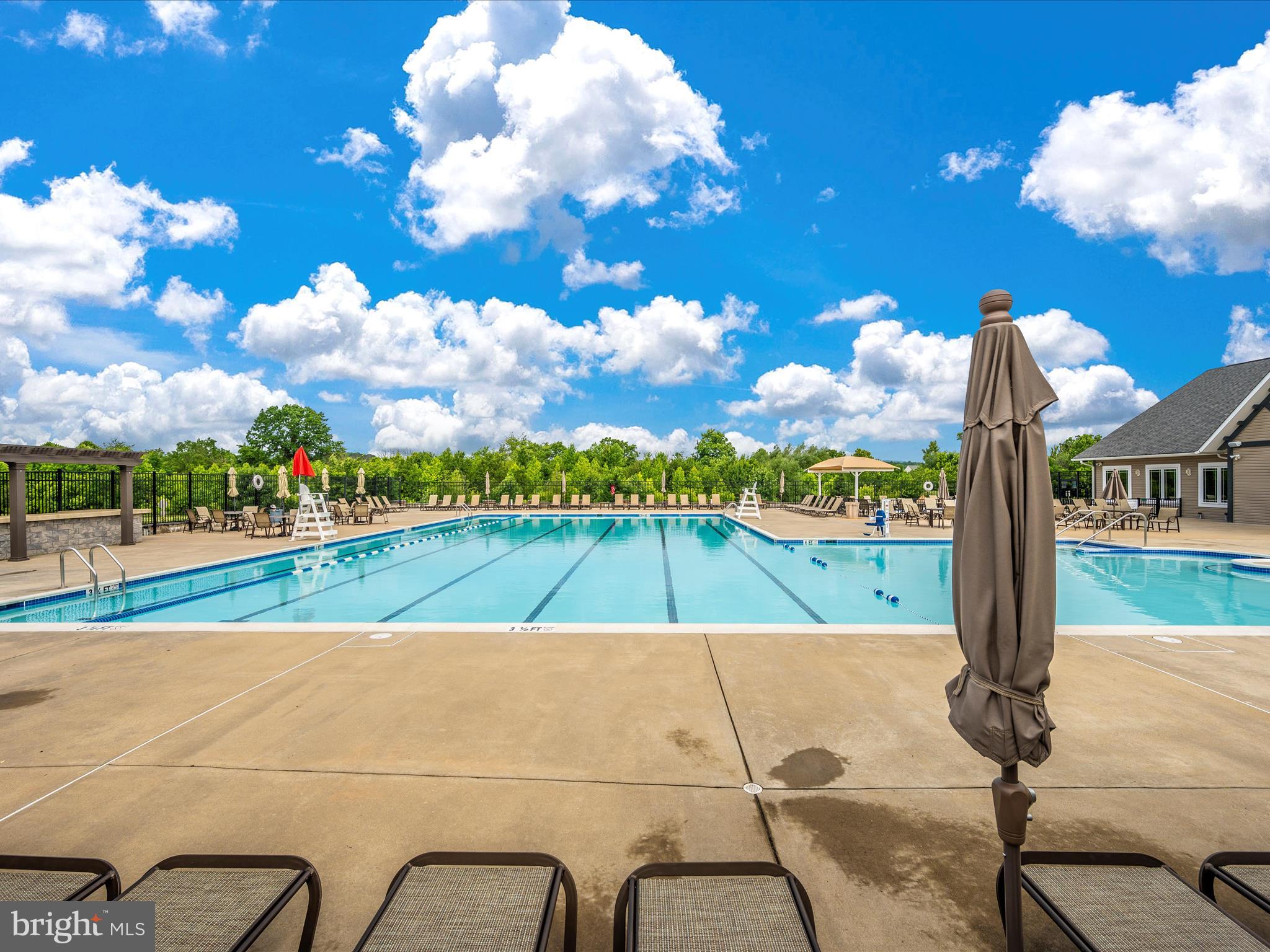 MANORS AT BALLENGER CREEK - Residential