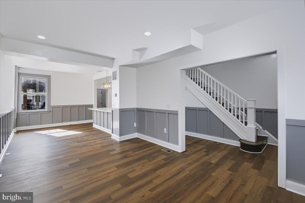 3507 W GARRISON AVENUE