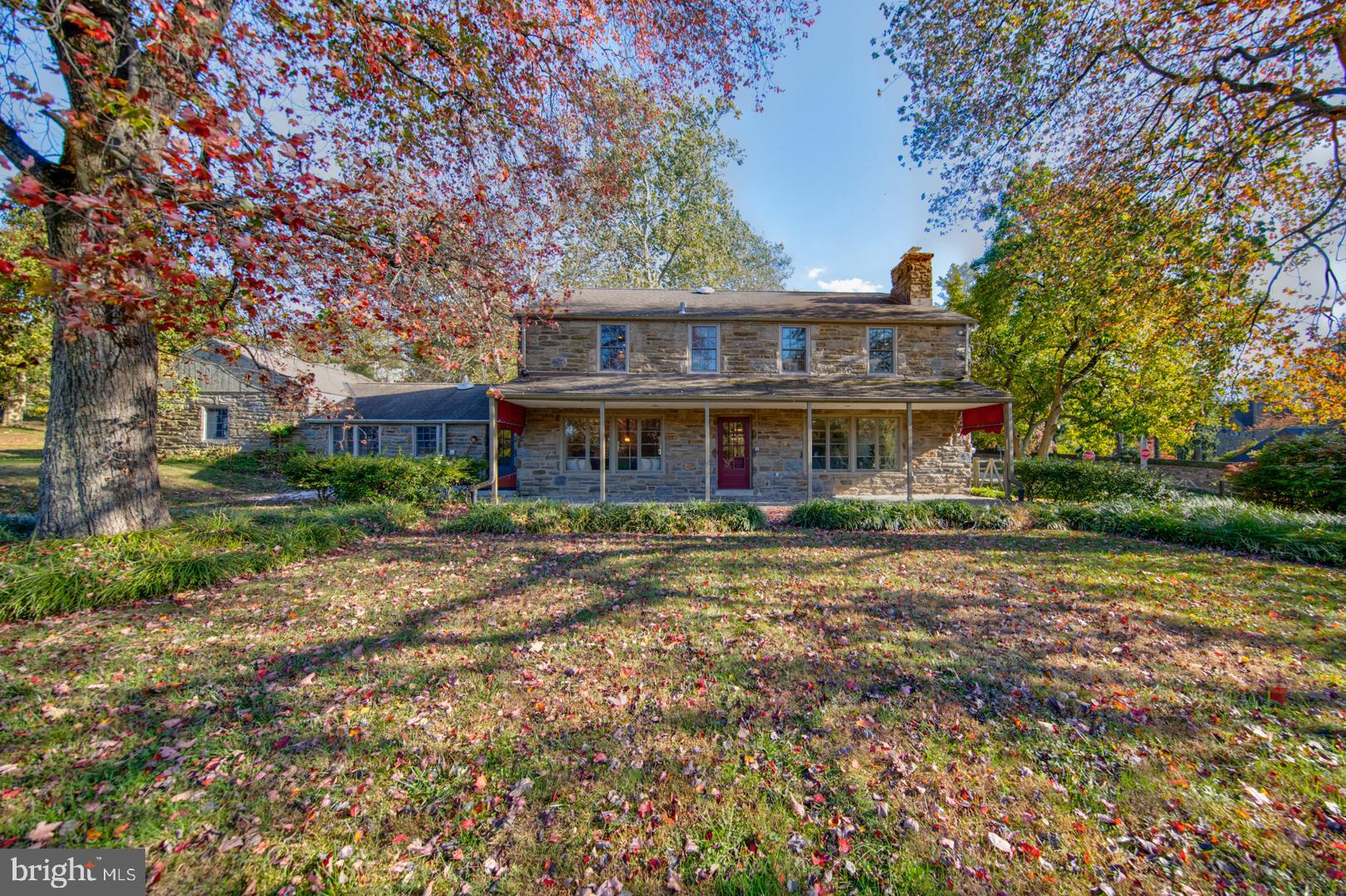 CHESTNUT HILL - Residential