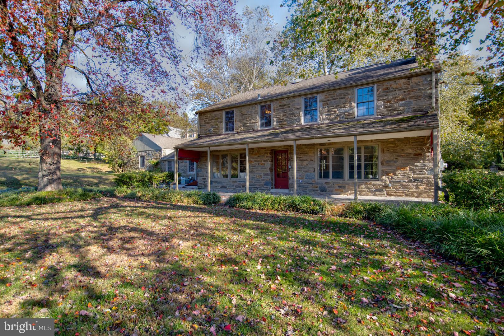 CHESTNUT HILL - Residential