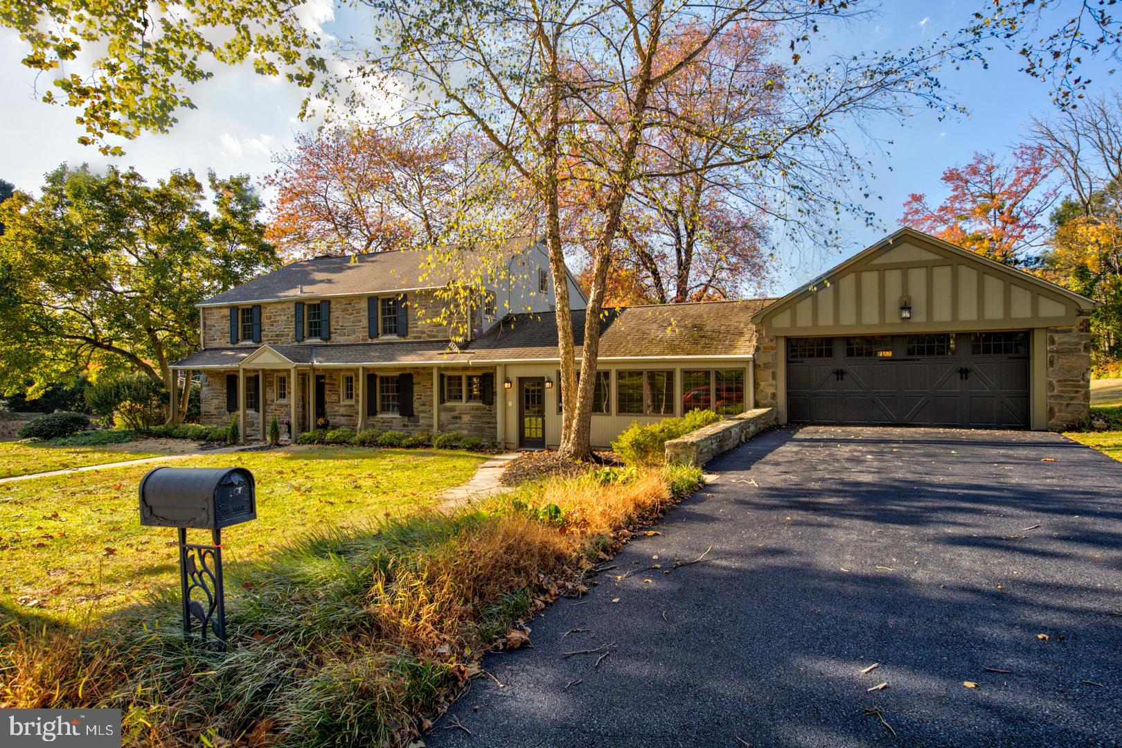 CHESTNUT HILL - Residential