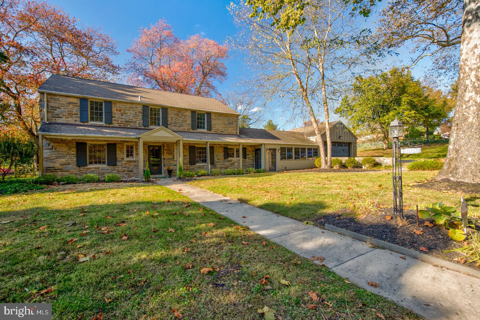 CHESTNUT HILL - Residential