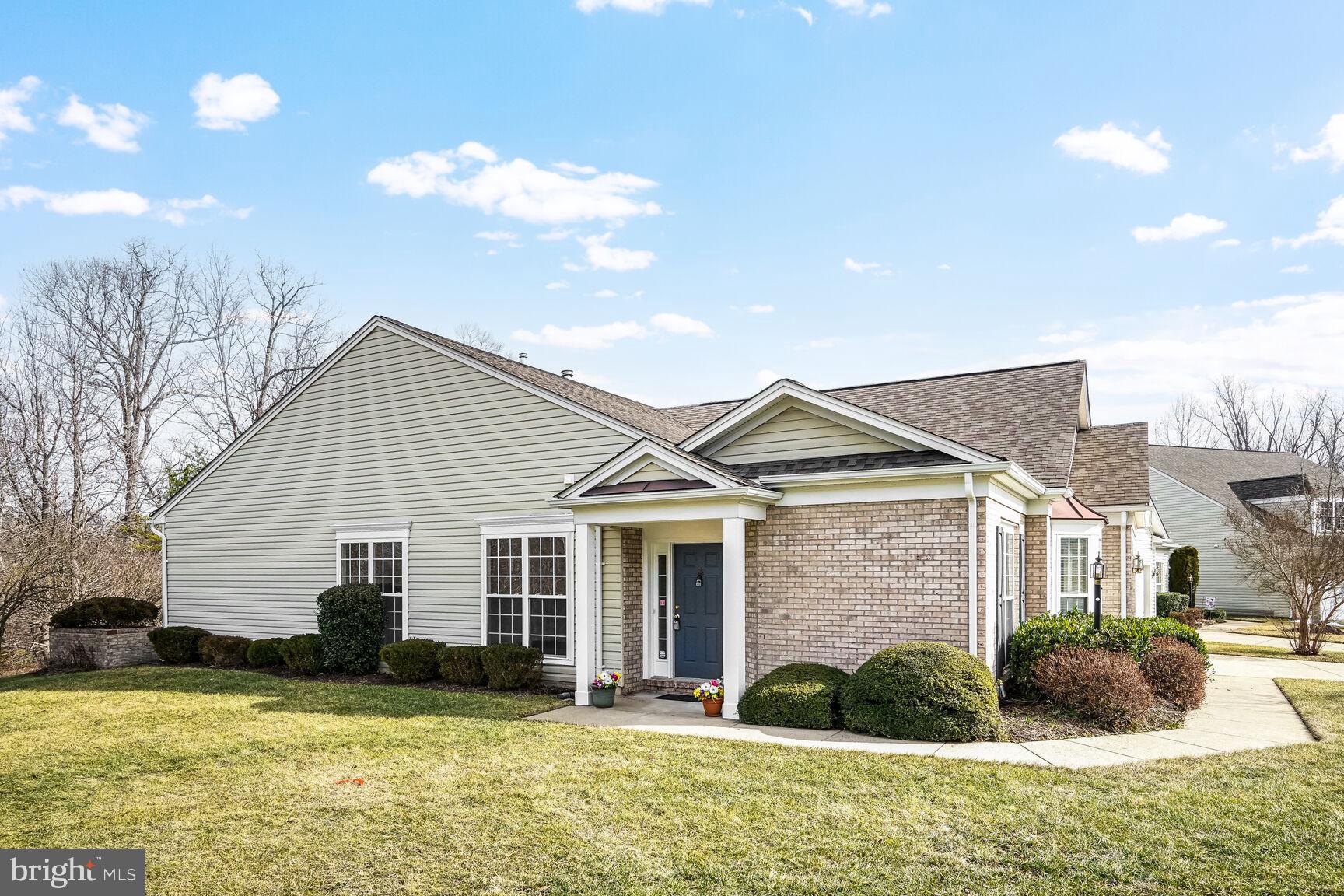 RIVER RIDGE - Residential Lease