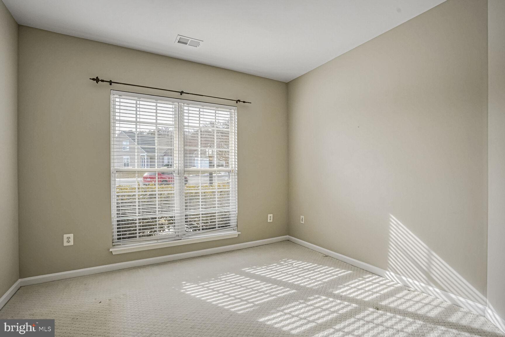 RIVER RIDGE - Residential Lease