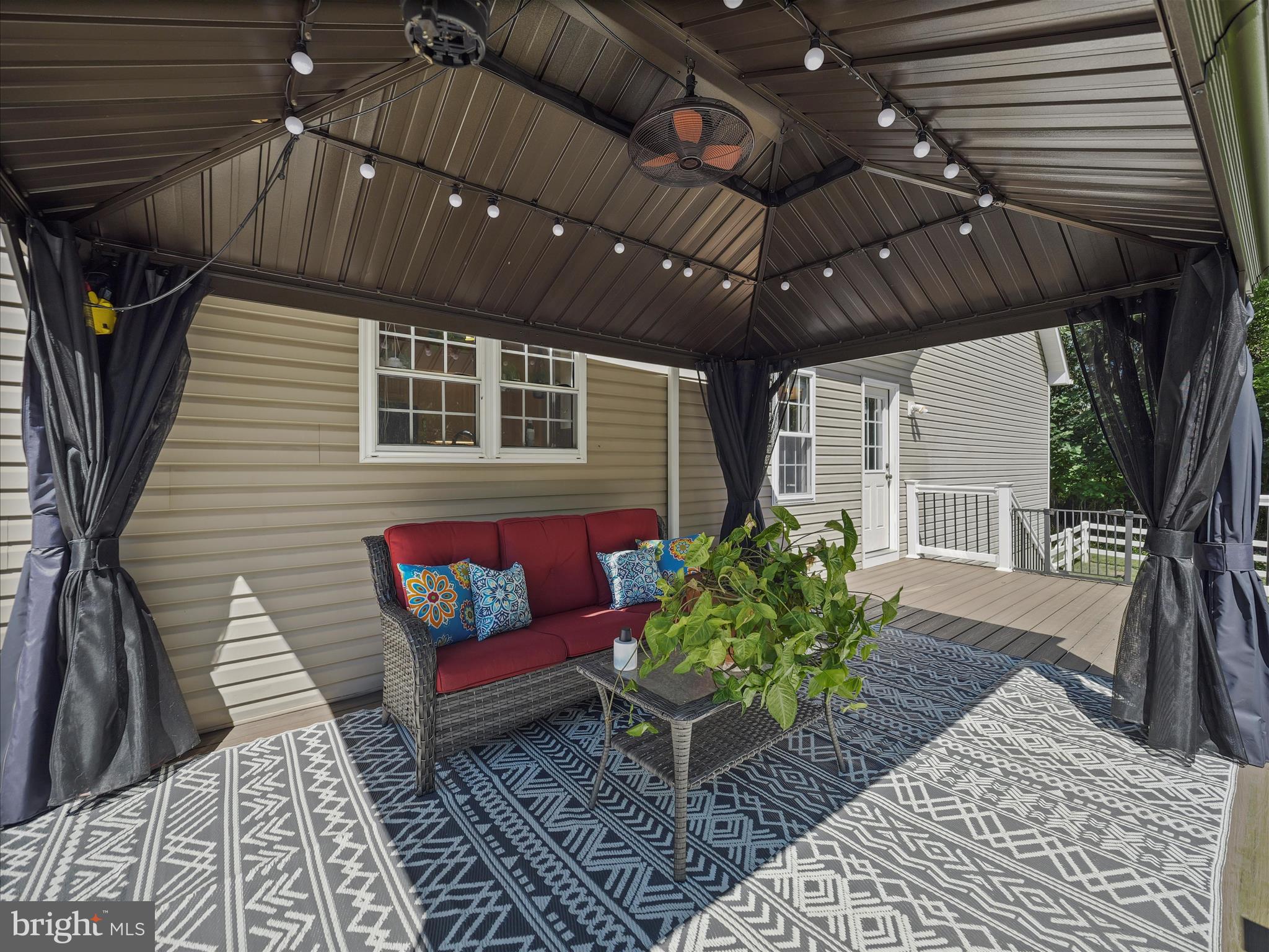 SPRING VALLEY - Residential